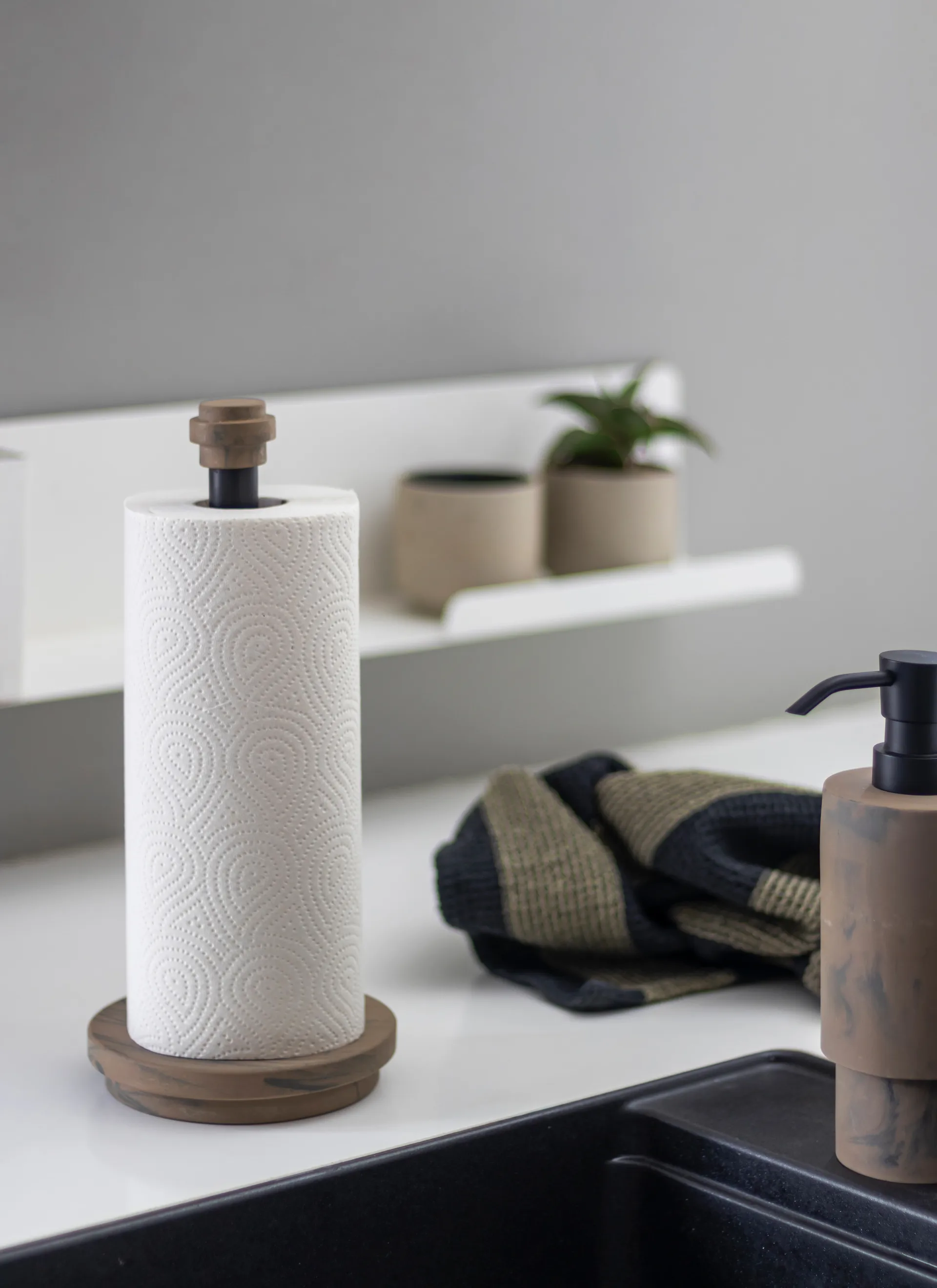 Portarotolo da cucina Attitude 33 cm, Ocra Mette Ditmer