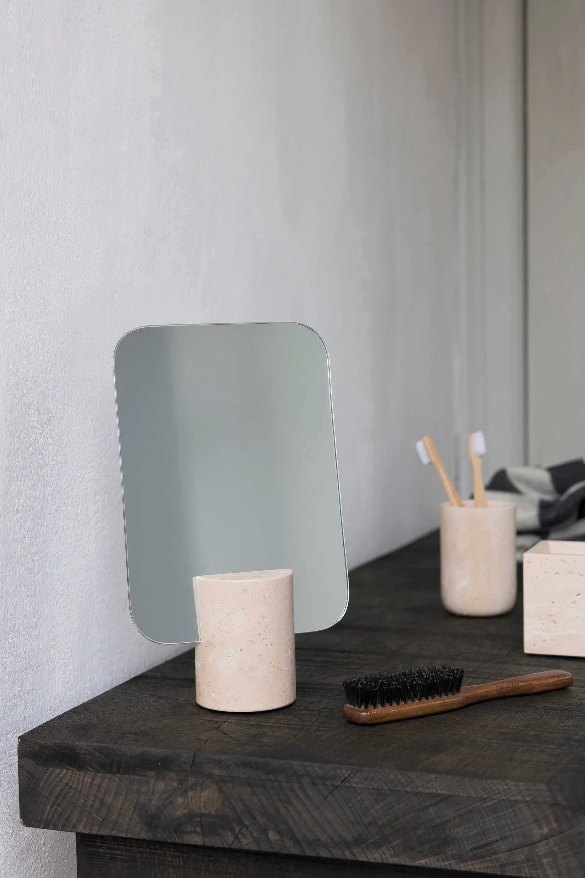 Specchio da tavolo in travertino, Lino Mette Ditmer