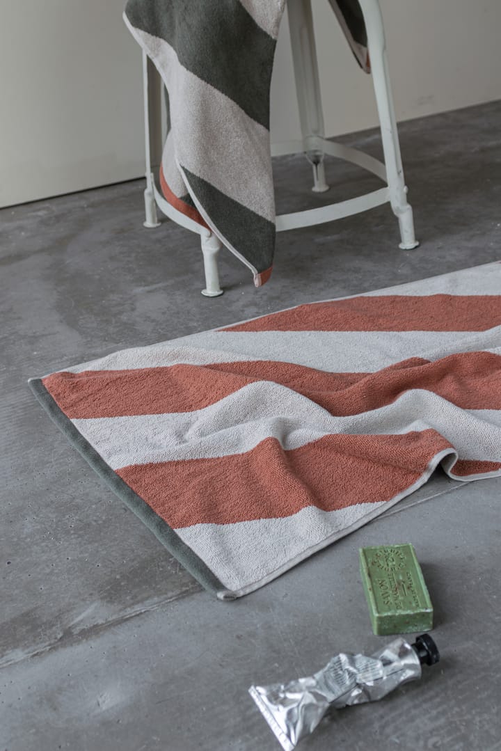Tappetino da bagno Diagonal 50x80 cm, Mattone Mette Ditmer