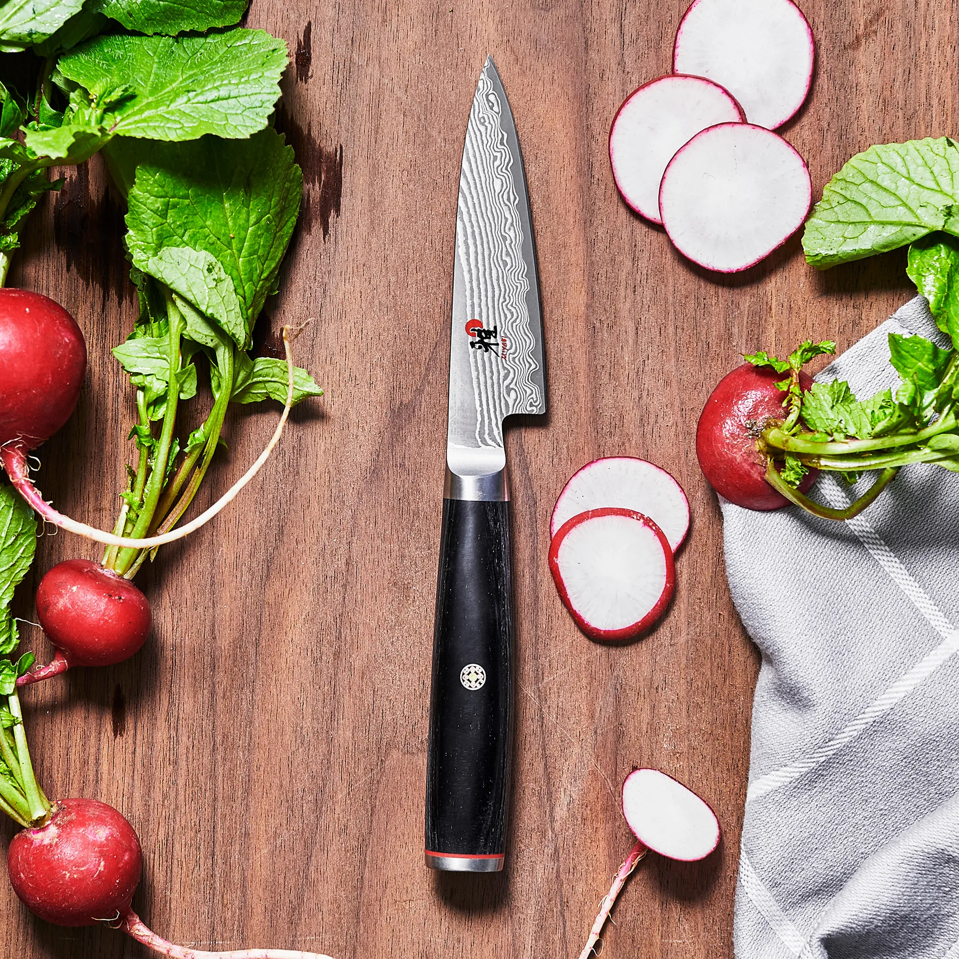 Coltello per sbucciare Raw 5000FCD shotoh 9 cm, Acciaio di Damasco-nero Miyabi