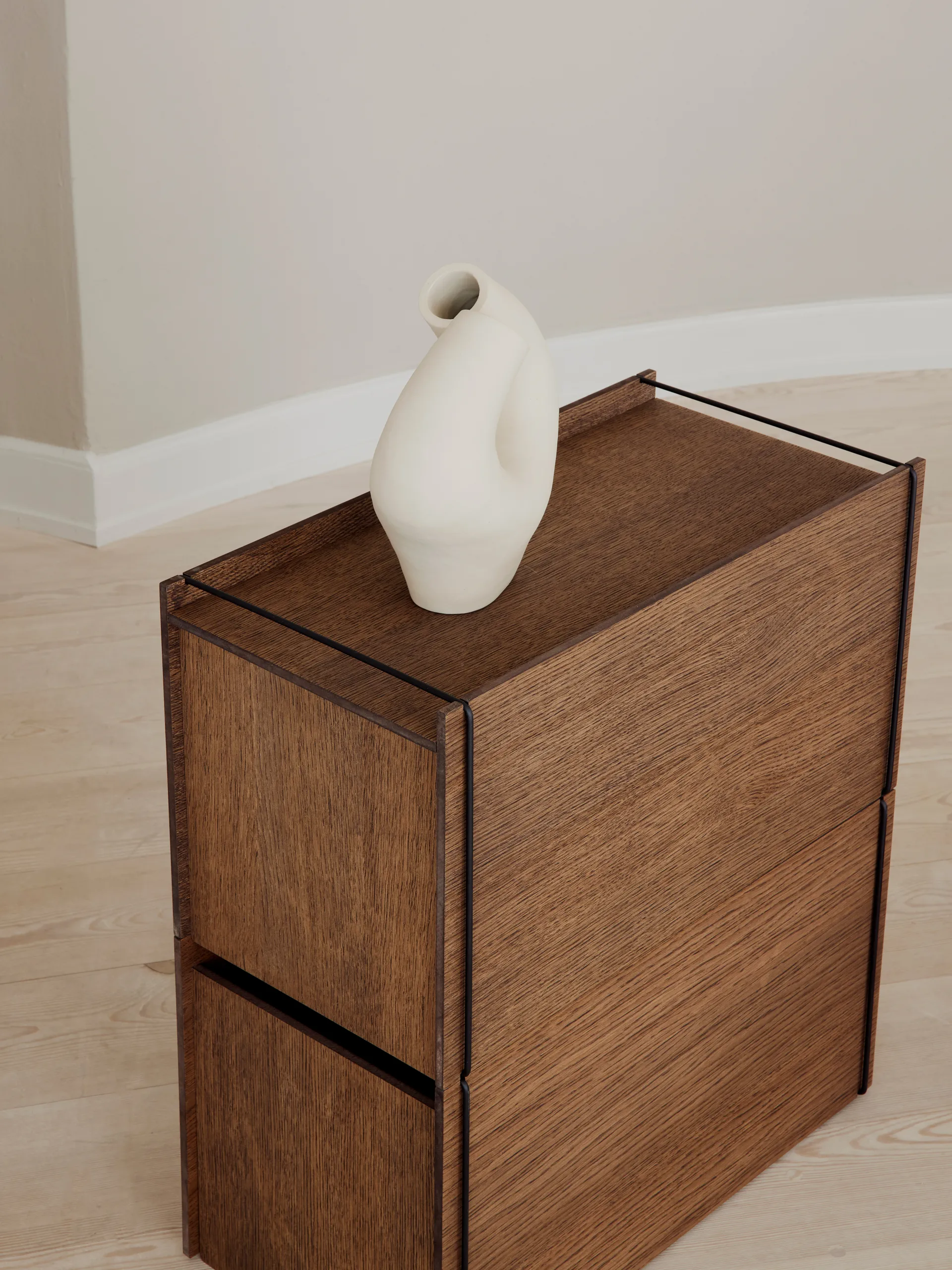 Contenitore Moebe, Rovere affumicato-nero MOEBE