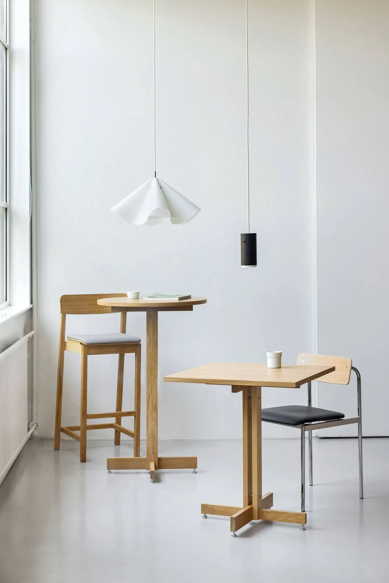 KUMU tavolino da bar, Rovere oliato, 60x60 cm MOEBE