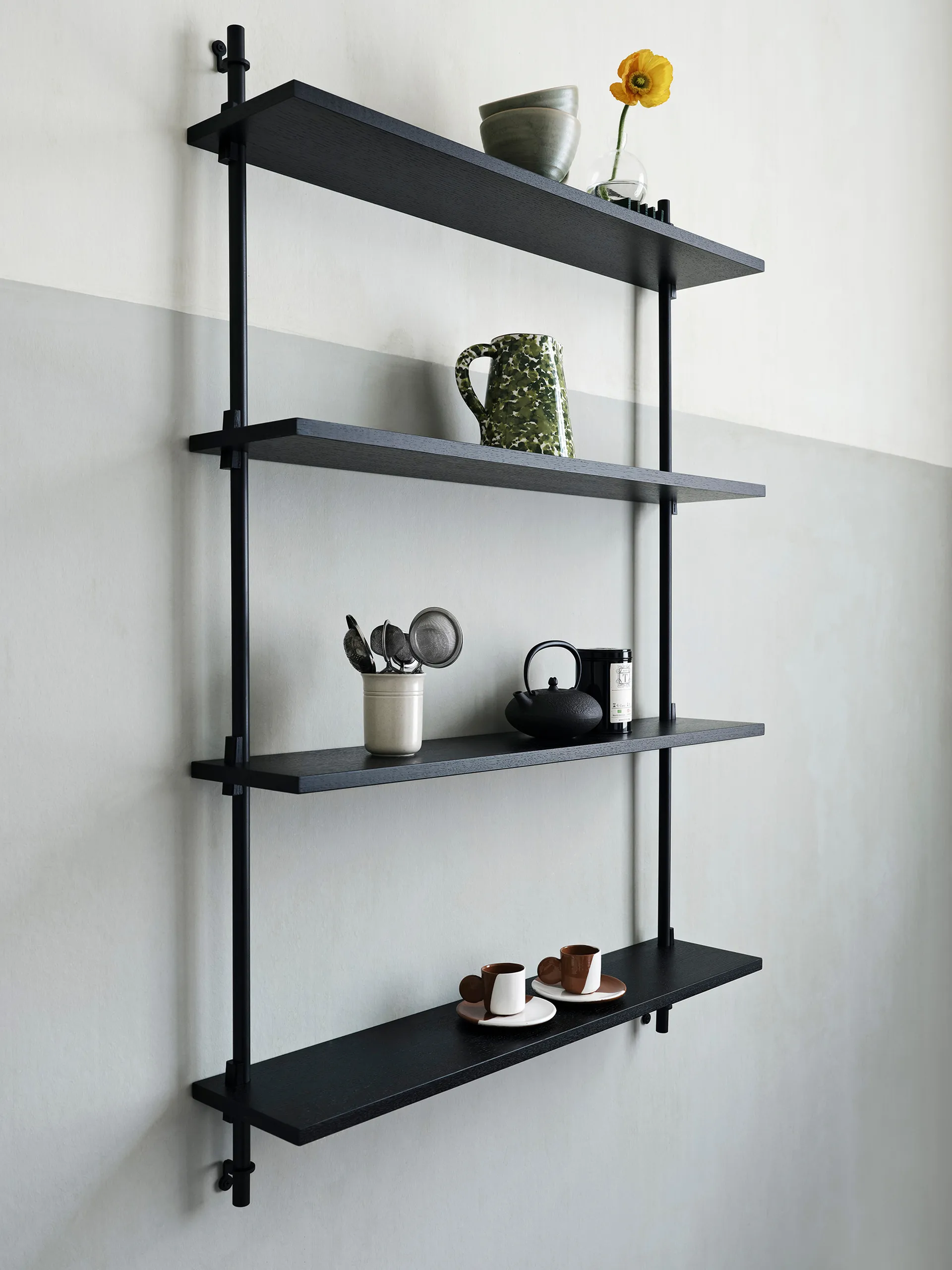 Mensola a muro Wall Shelving, Rovere affumicato-white, 92x115x17,5 cm, WS.115.1 MOEBE