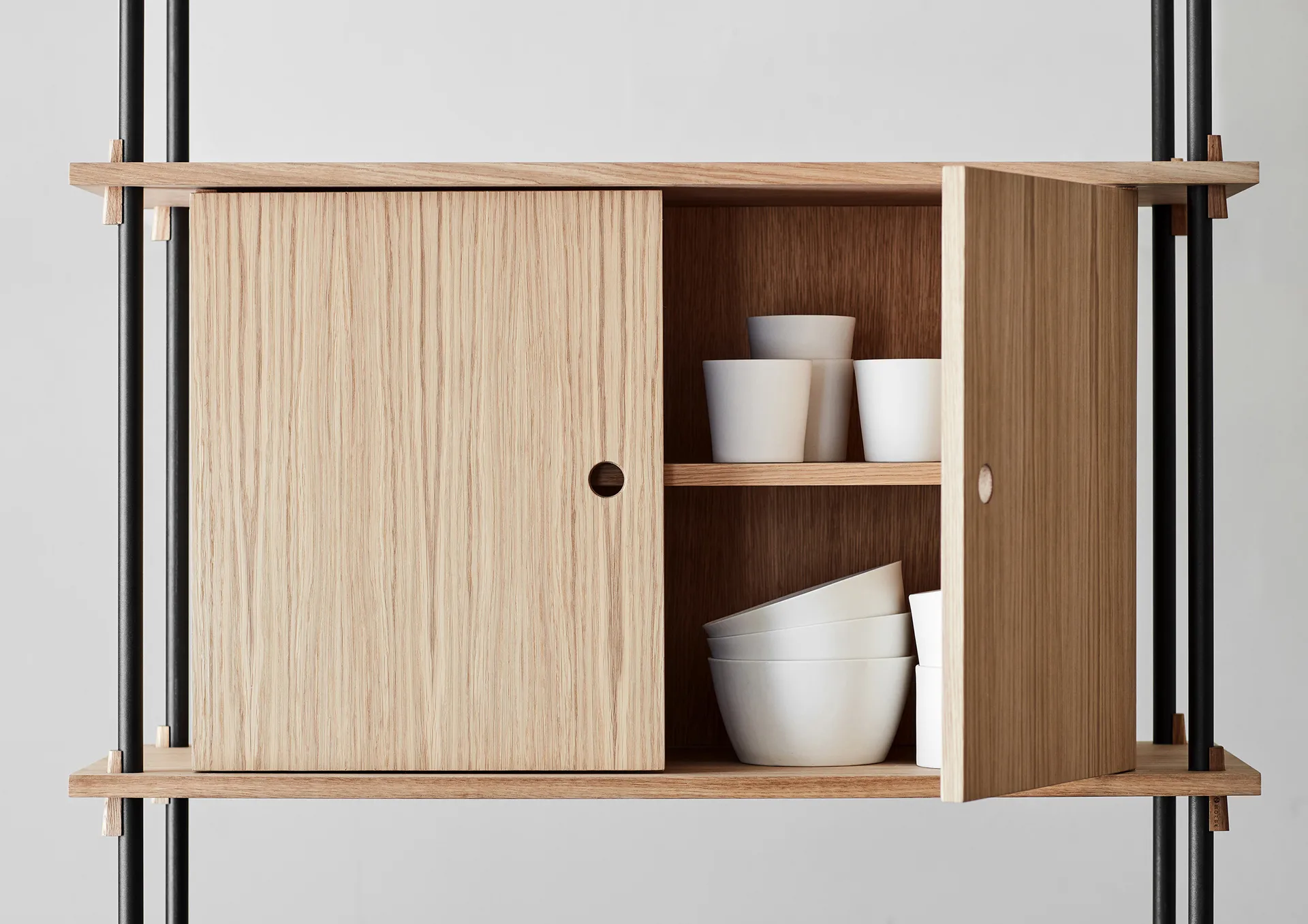 Shelving System mensola con armadietto, Rovere affumicato-warm grey, 163x85x35 cm, S.85.2.C MOEBE