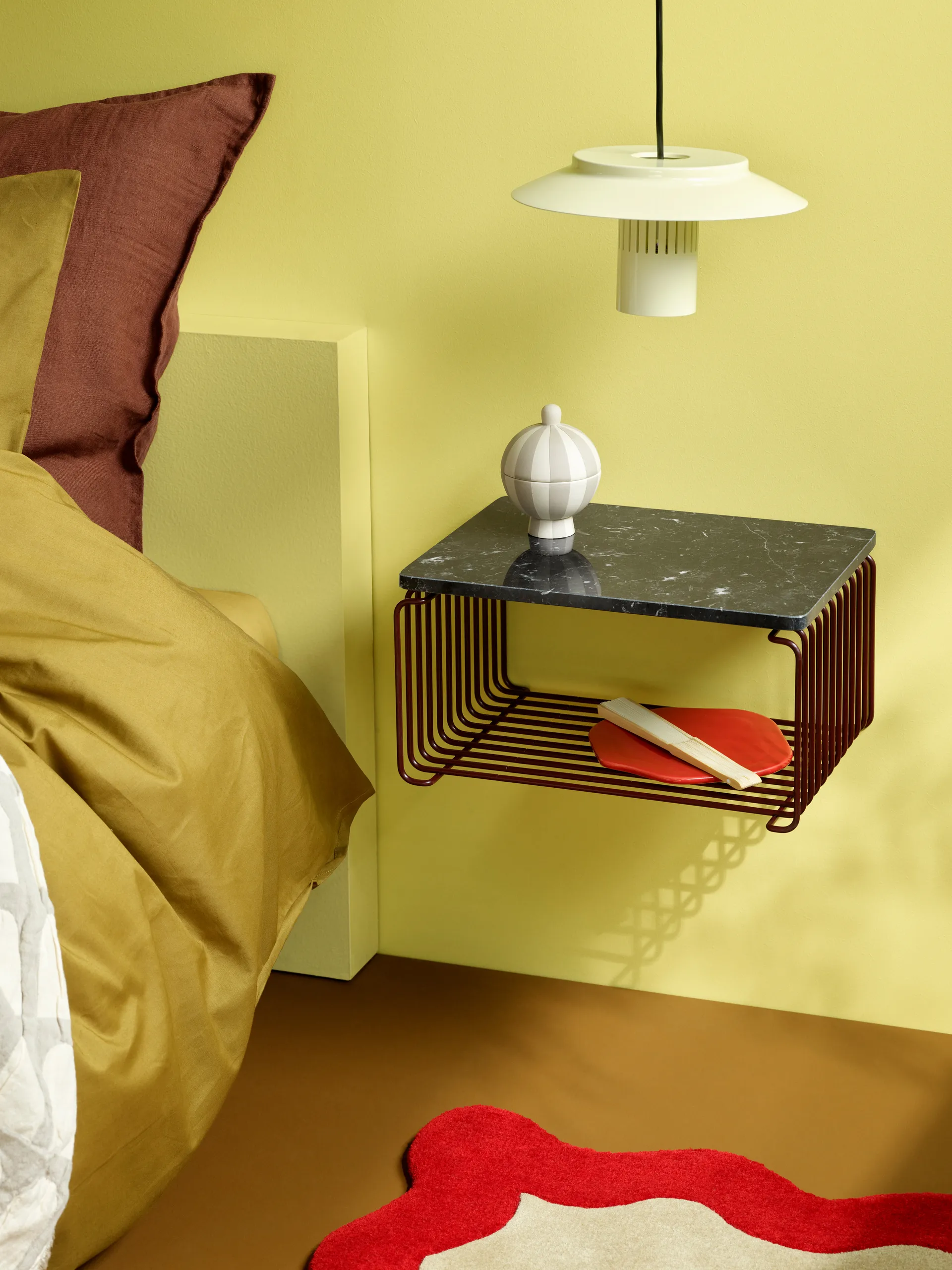 Ripiano superiore Panton Wire 34,8x25,7 cm, Marmo nero Montana