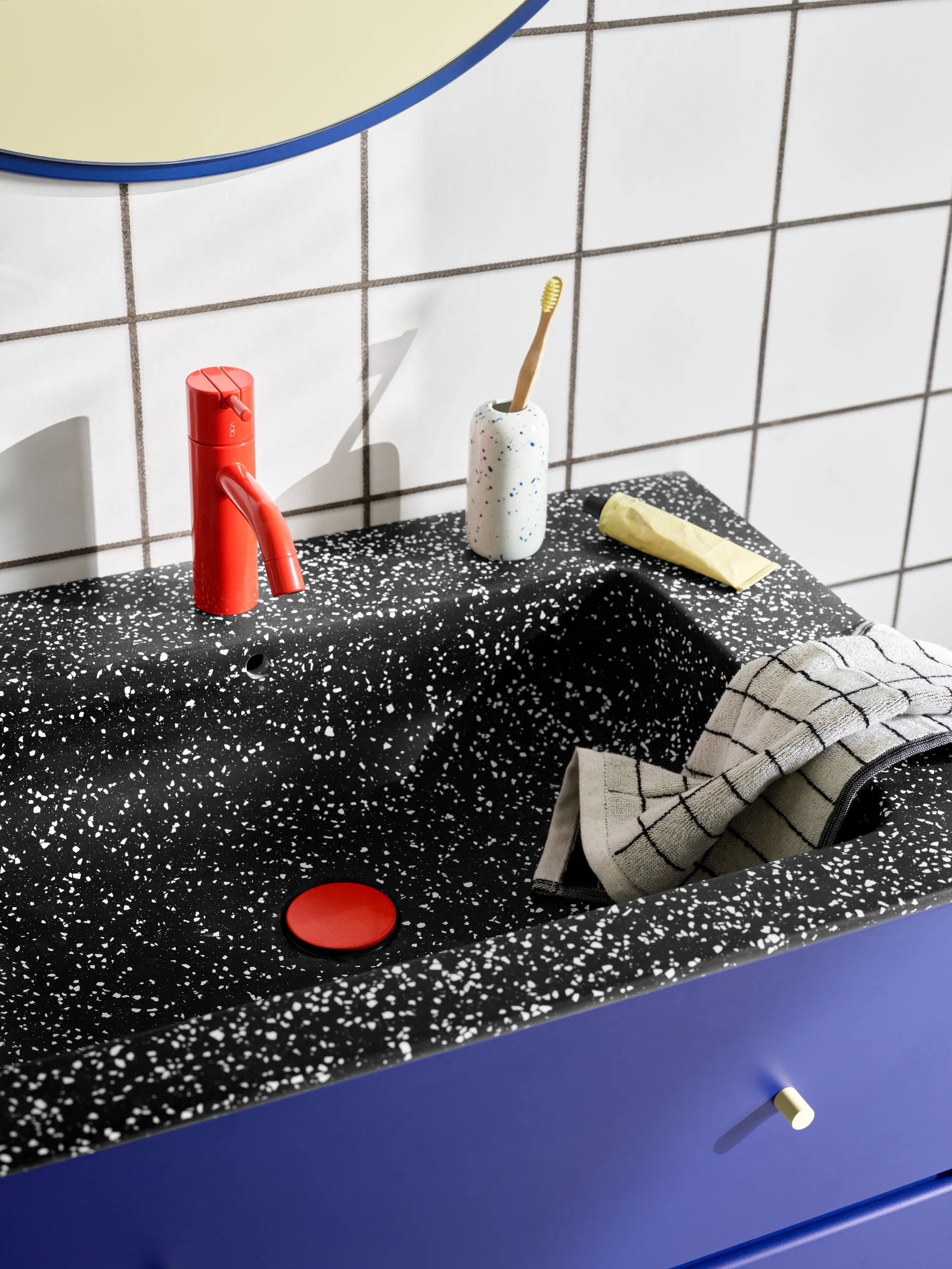 Specchio Around Ø69.6 cm, Monarch Montana