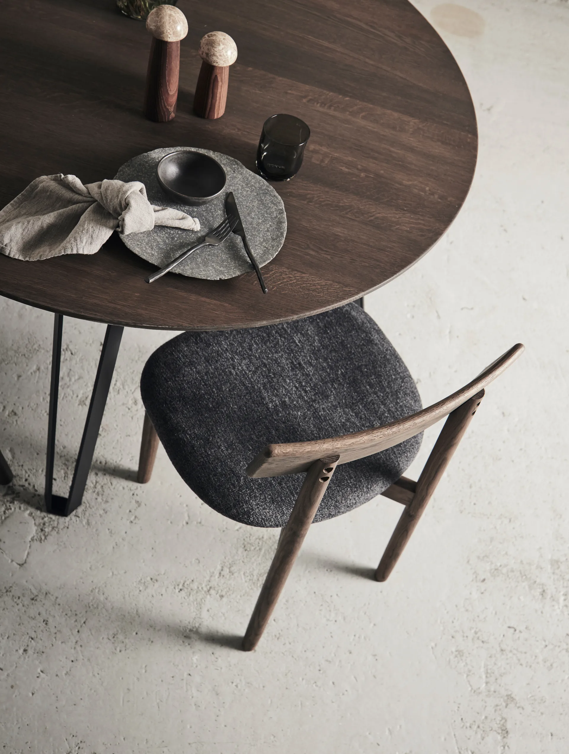 Macina sale e pepe Yami M, Frassino carbonizzato-marmo MUUBS