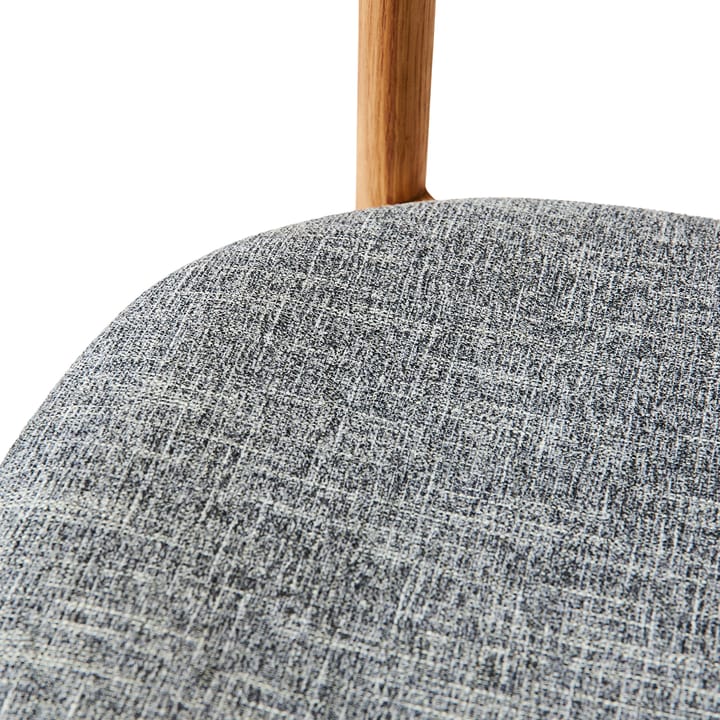 Sedia Tetra con sedile, Tessuto color cemento-rovere oliato naturale MUUBS