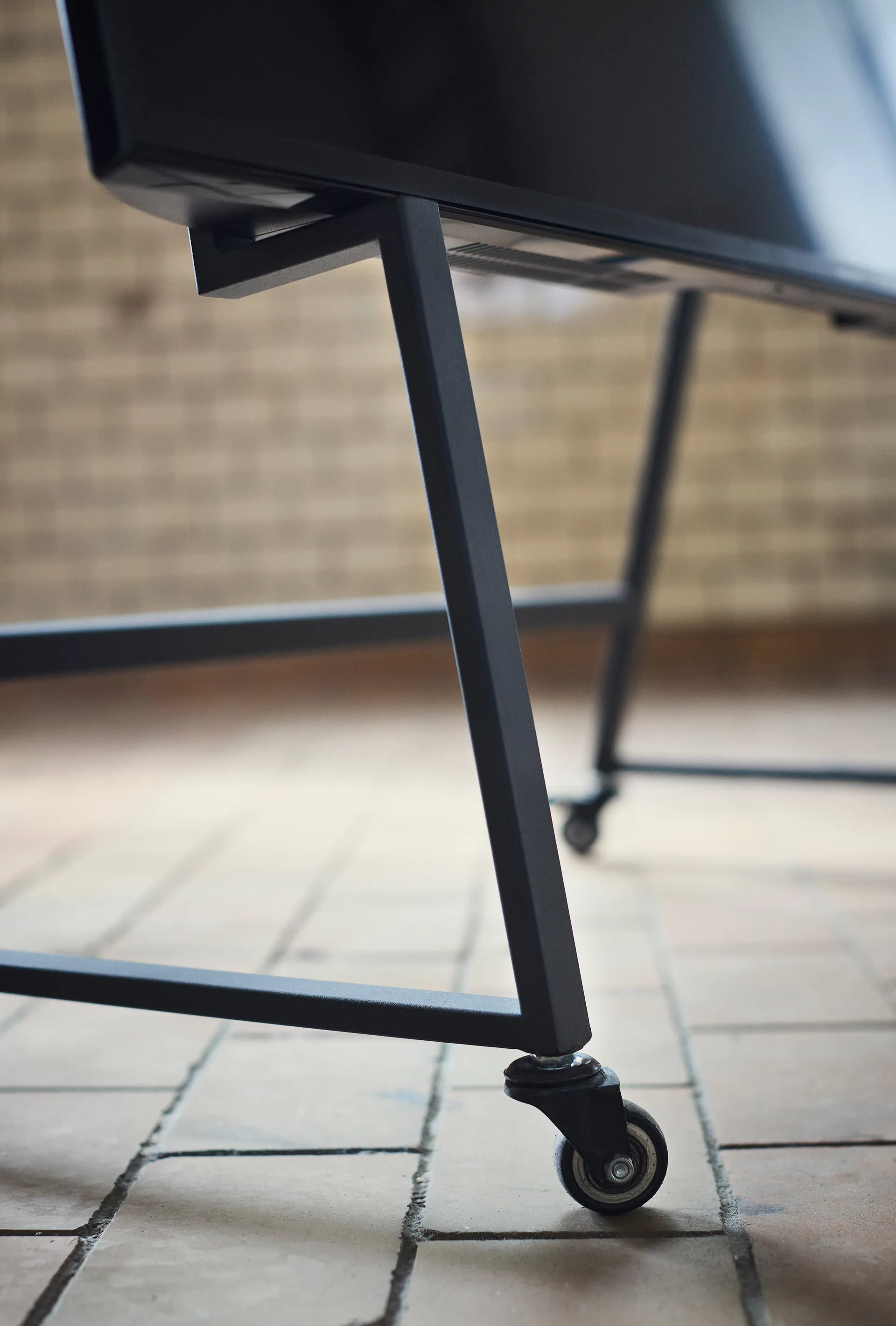 Tenji mobile TV stand, Nero MUUBS