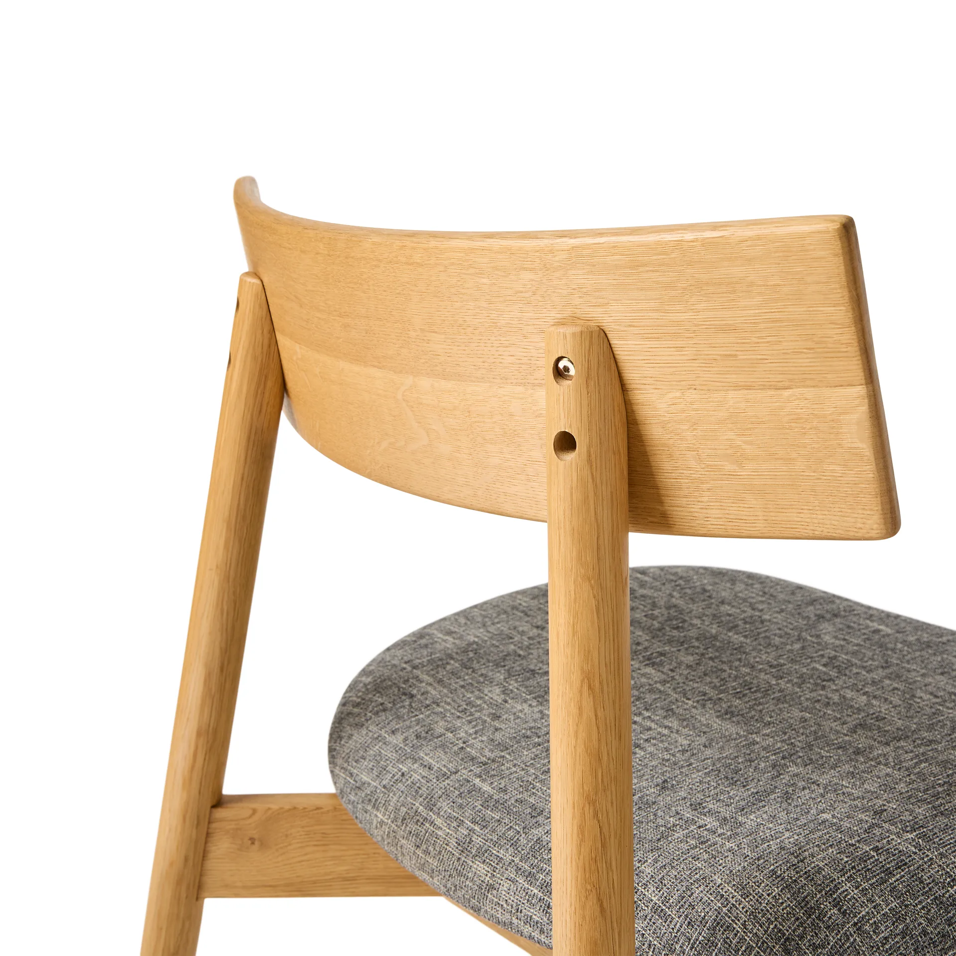 Tetra lounge chair, Tessuto color cemento–rovere oliato naturale MUUBS