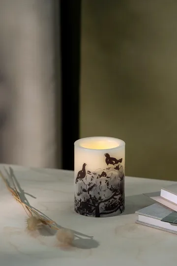 Candela LED Teemu Järvi x Muurla Ø7,5x10 cm - Winter Carpercaillie - Muurla