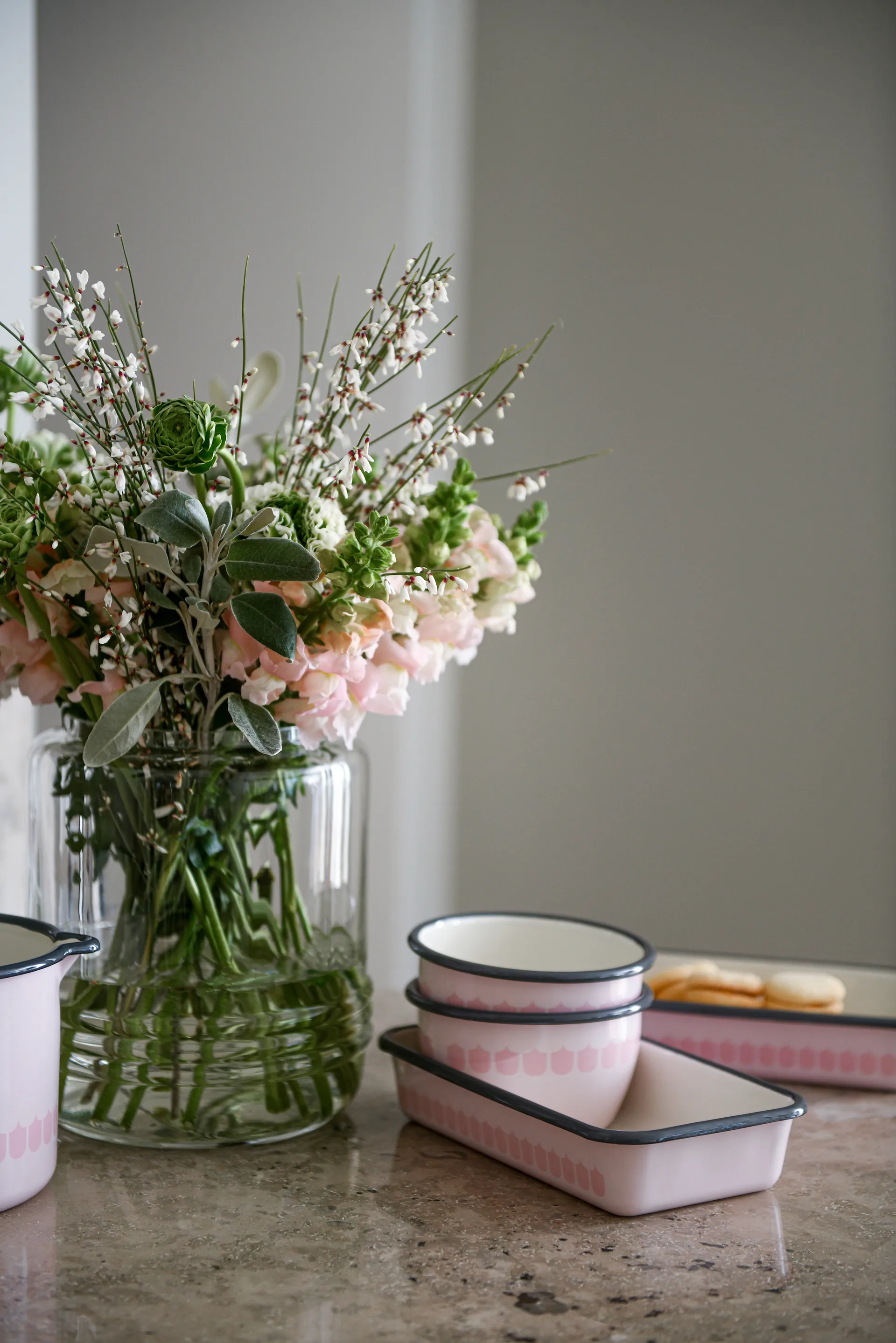 Ciotola smaltata Vappu 60 cl, Rosa Muurla