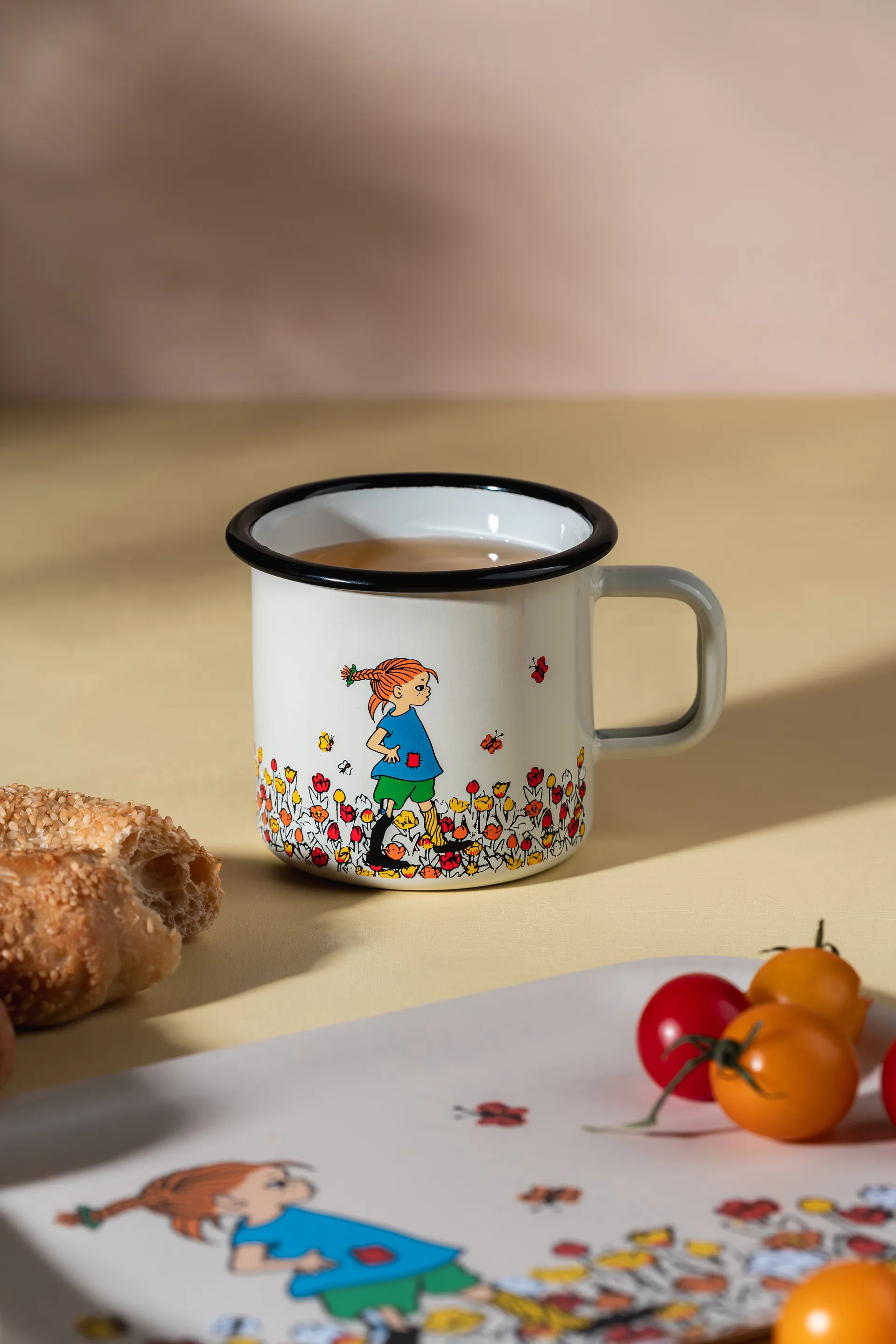 Tazza smaltata 3,7 dl Pippi Calzelunghe, Be More Pippi Muurla