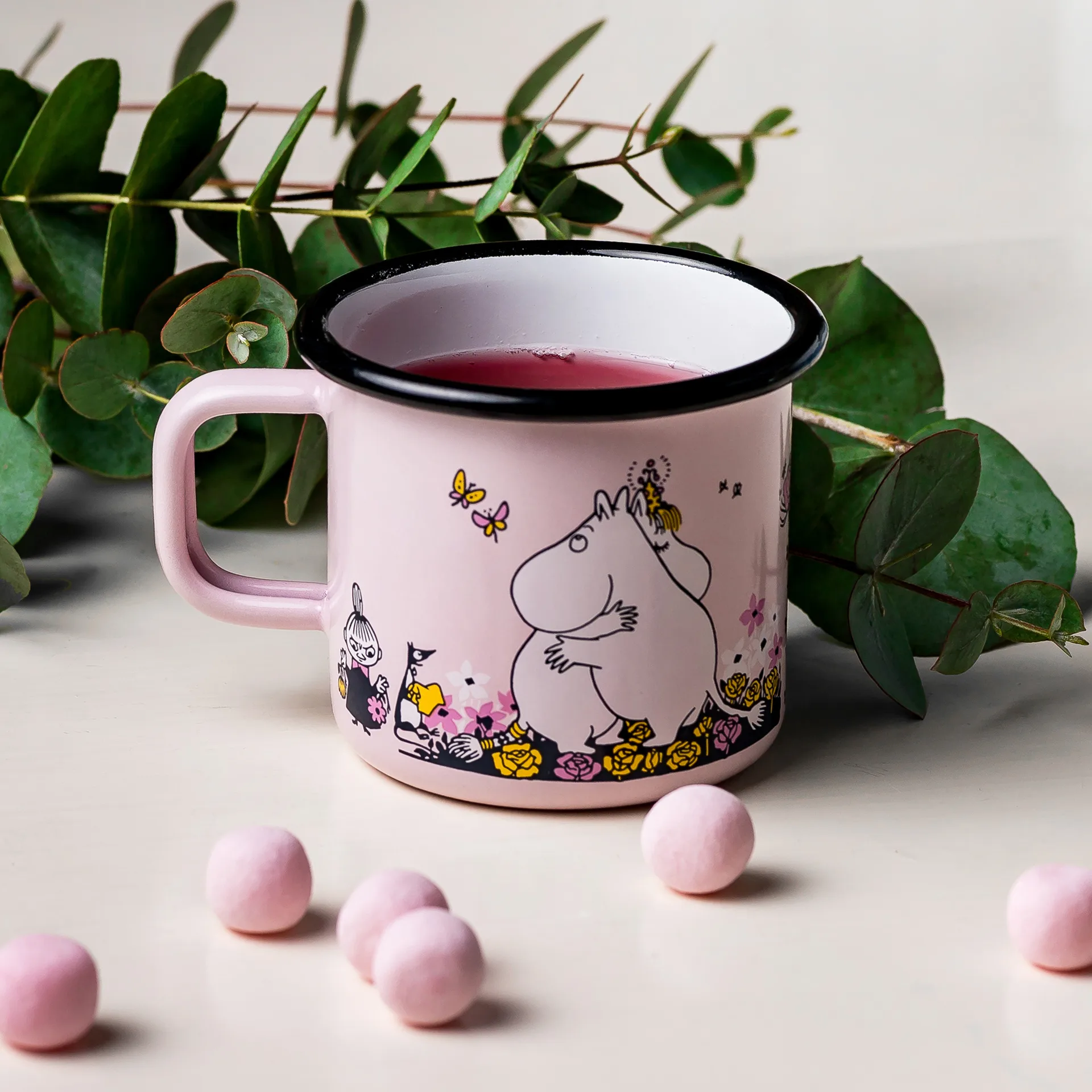 Tazza smaltata Moomin hugs 37 cl, Rosa Muurla