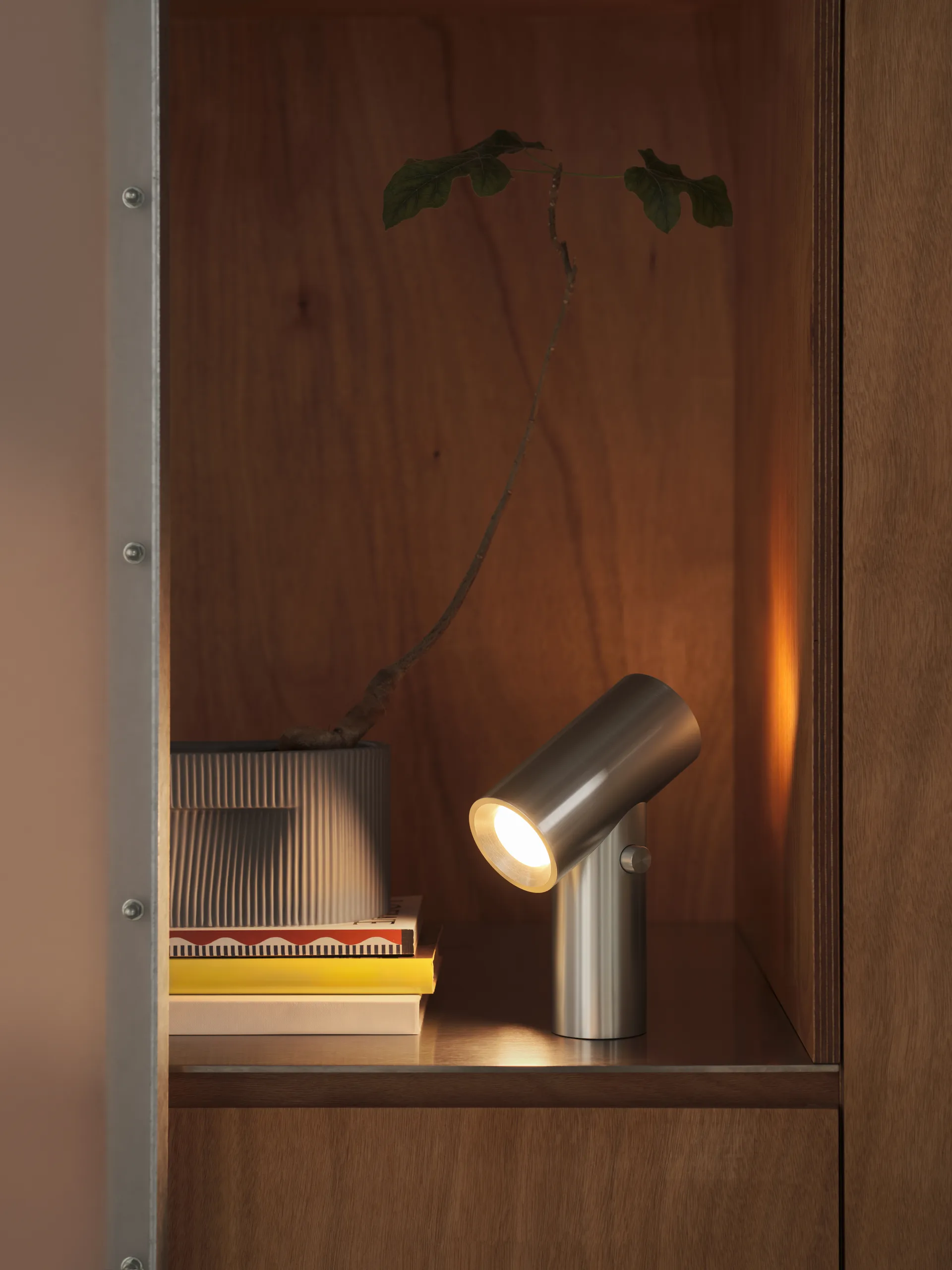 Beam lampada da tavolo portatile, Alluminio, 26,2 cm Muuto