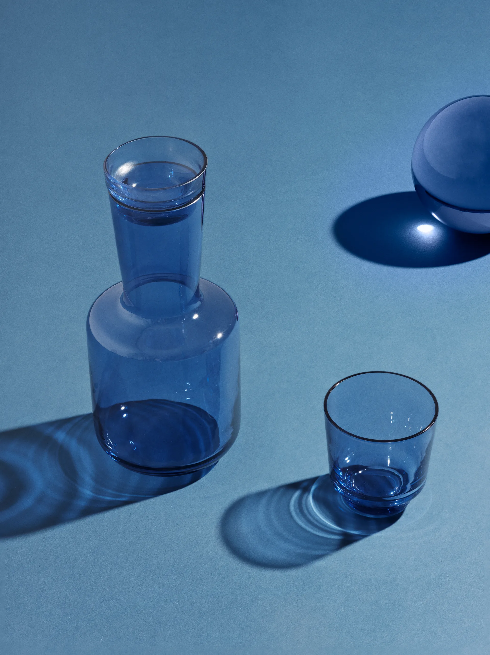 Caraffa Raise, Indigo Muuto
