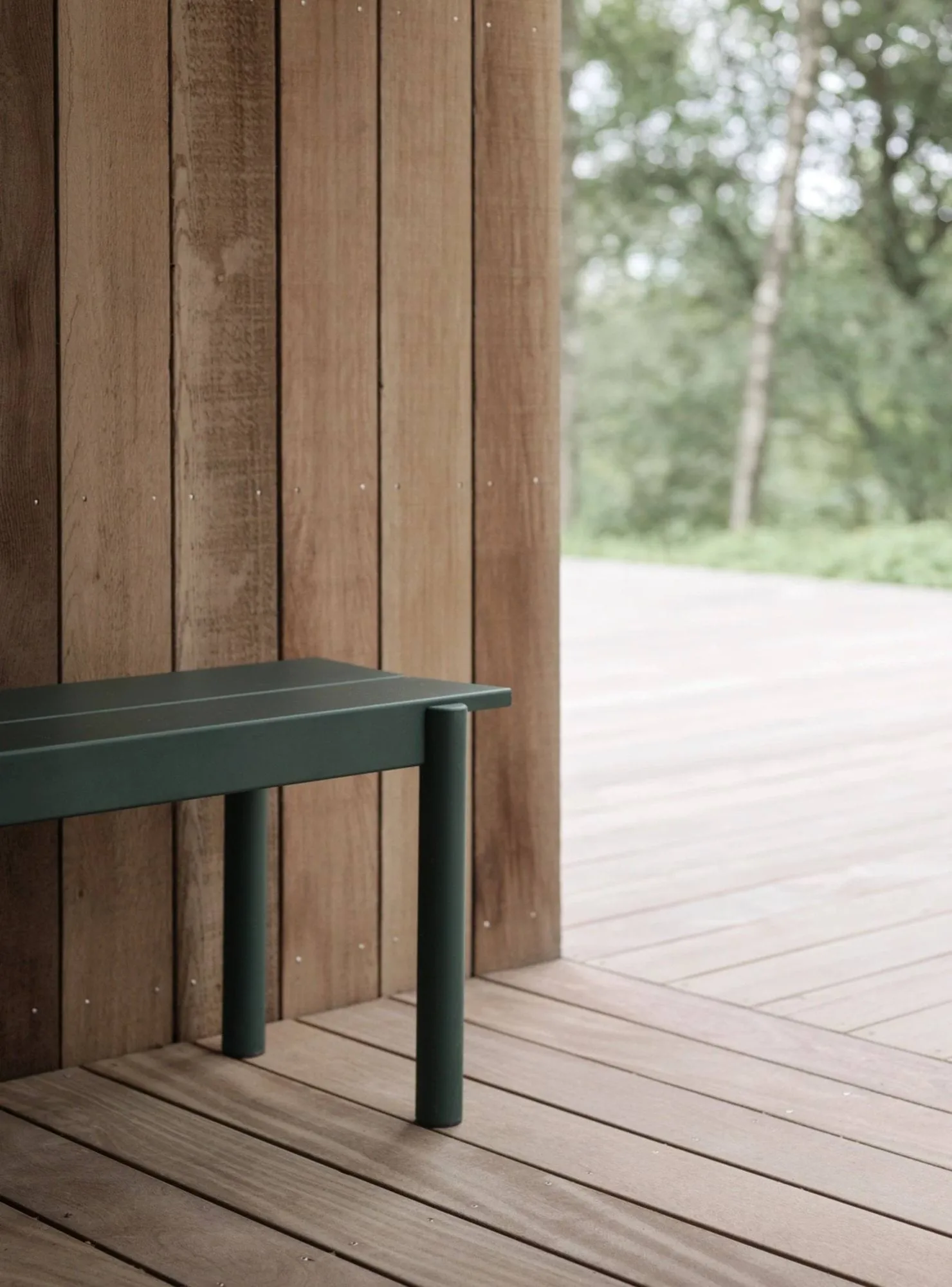 Panchina Linear Steel 110x34 cm, Dark green Muuto