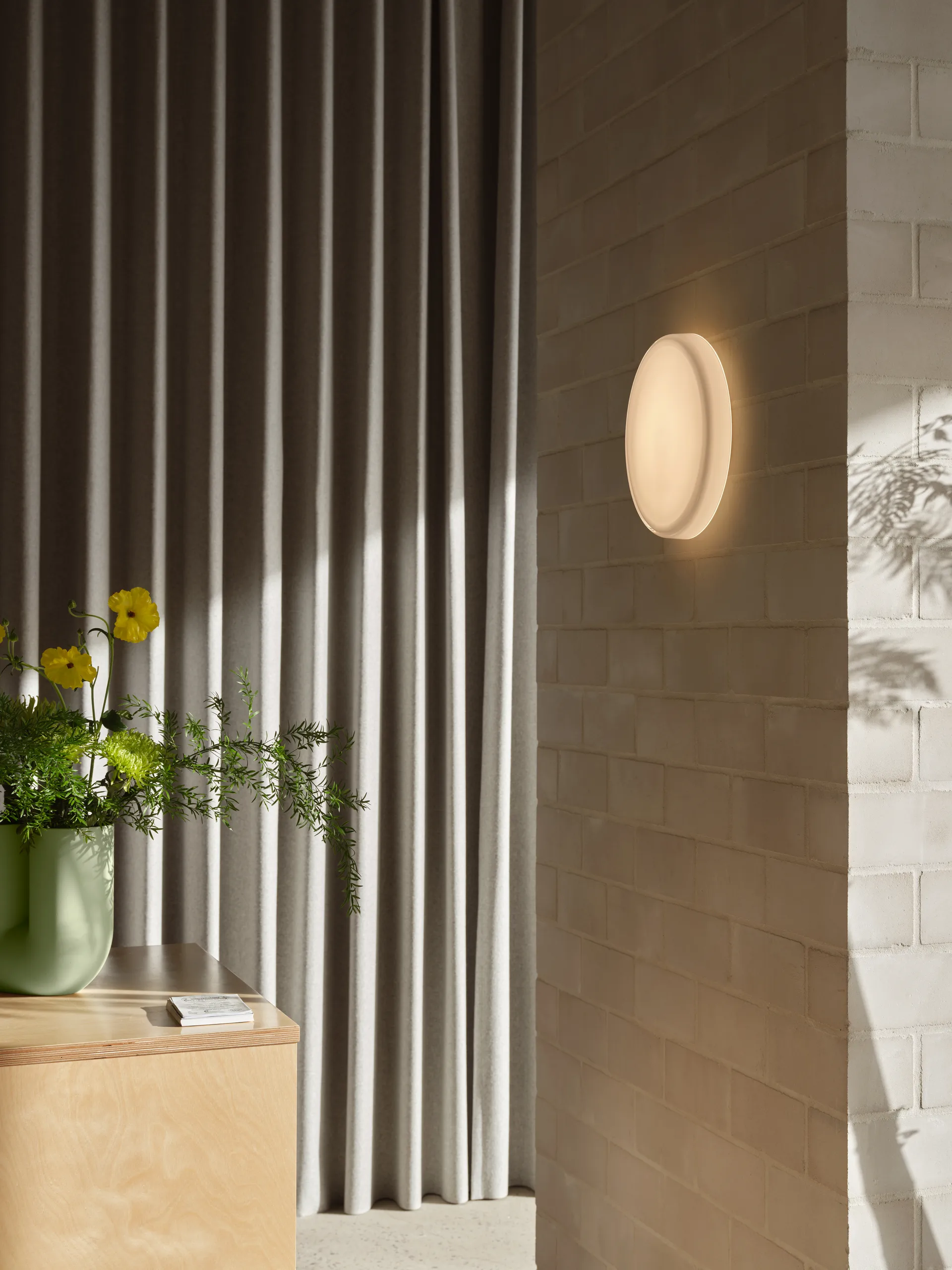 Plafoniera Looped IP44, Bianco Muuto