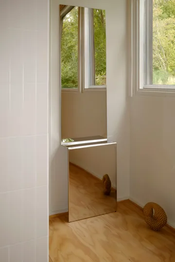 Pleat specchio da parete - Acciaio lucidato, 227x57 cm - Muuto