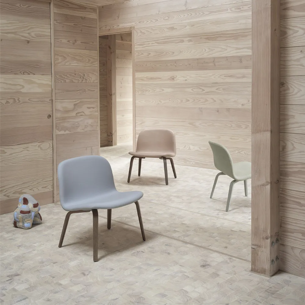 Poltrona lounge imbottita Visu, Steelcut trio 515, rovere Muuto