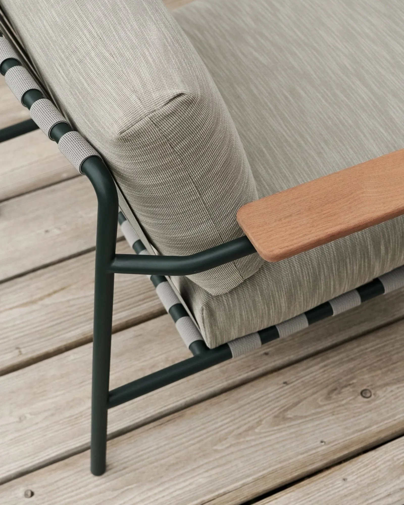 Poltrona lounge Settle Lounge Chair, Ribbed Weave 2 Dark green Muuto