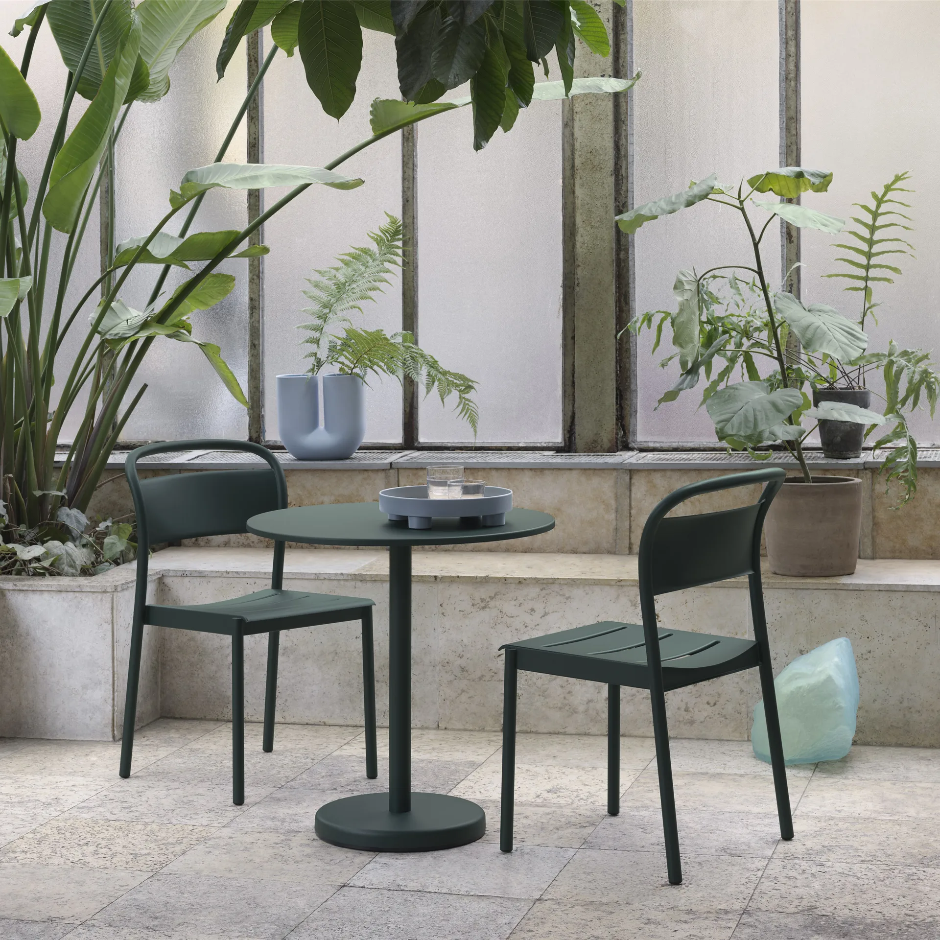 Poltroncina Linear Steel, Dark green Muuto