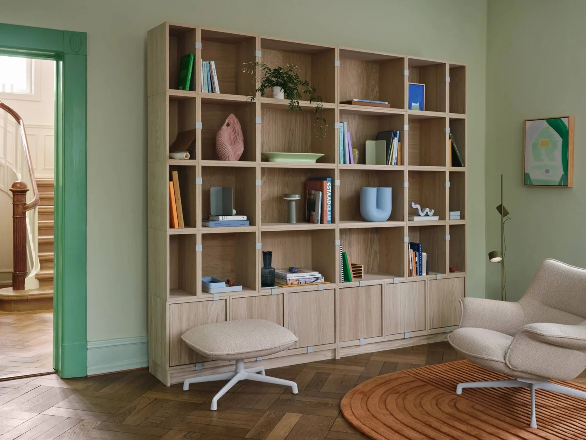 Scaffalatura Stacked 2.0 con piastra posteriore, grande, rovere Muuto