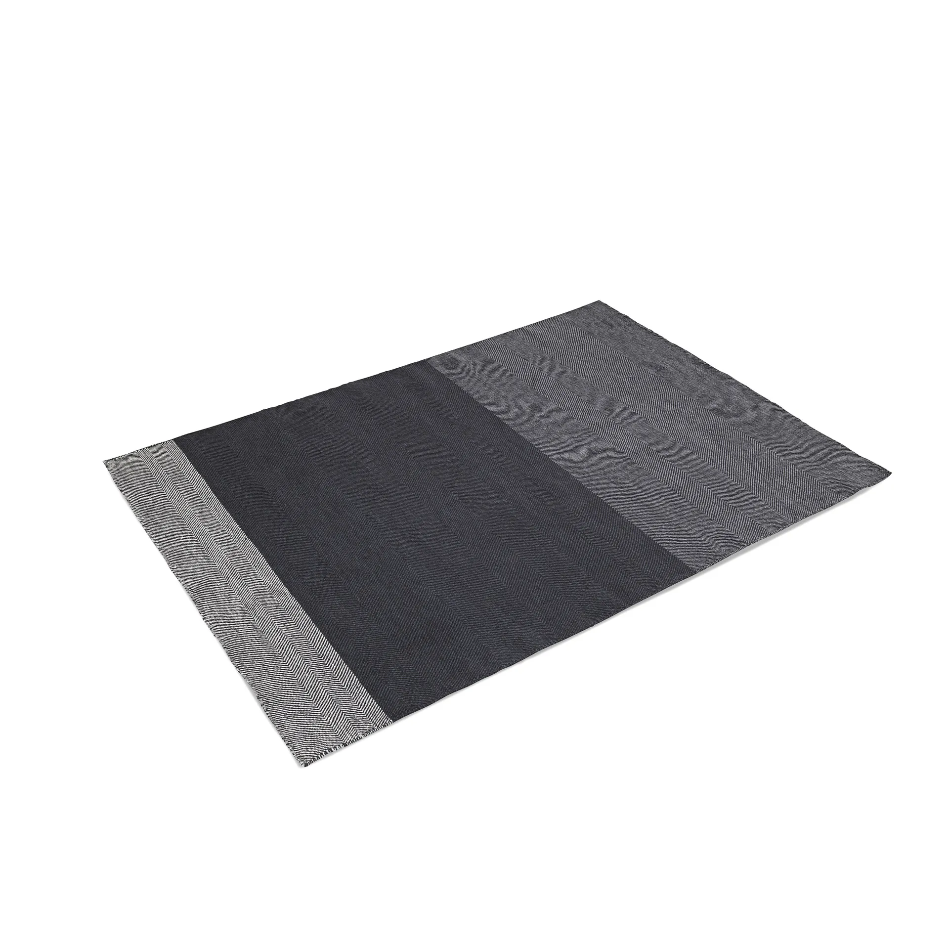 Tappeto Varjo 170x240 cm, grigio scuro Muuto