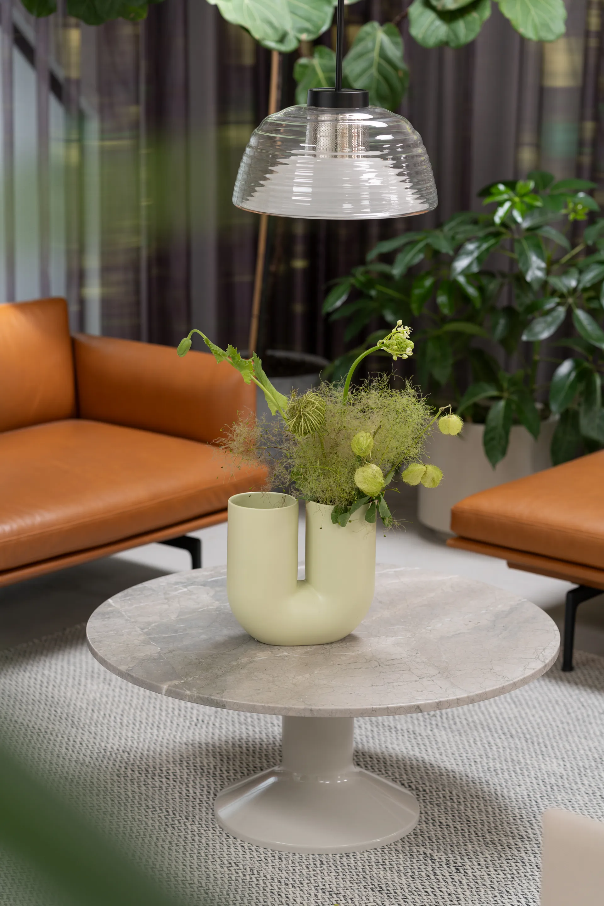 Tavolino Midst, Marmo grigio – grigio, Ø90 cm Muuto
