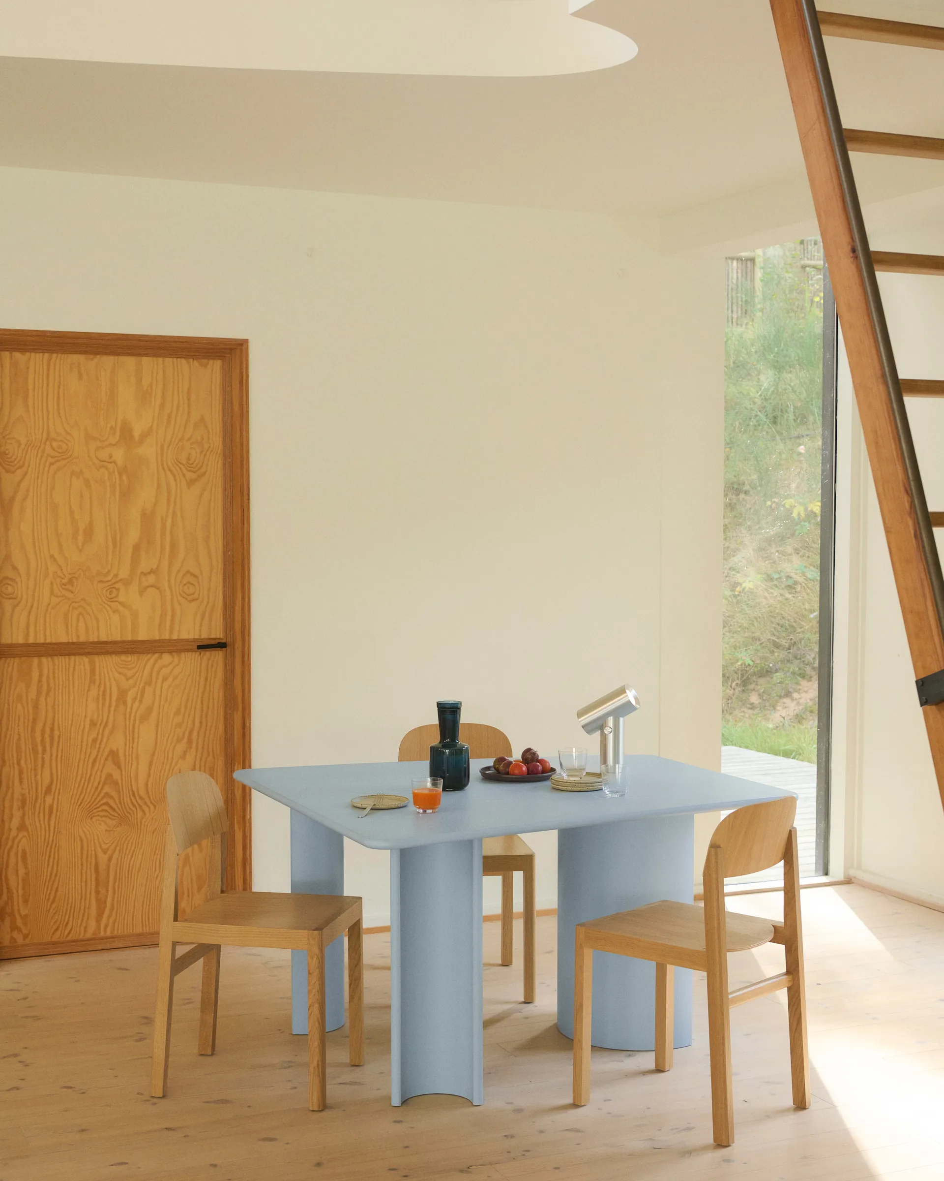 Tavolo da pranzo Re-norm, Azzurro chiaro, 130x120 cm Muuto