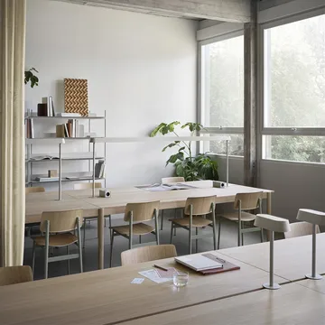 Tavolo Linear System Middle Module - Laminato bianco, ABS bianco, rovere - Muuto