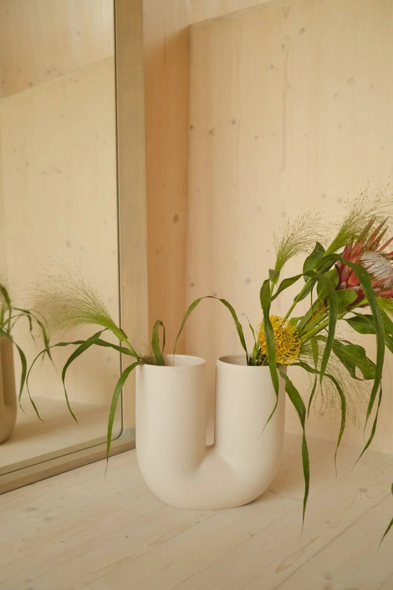 Vaso Kink 26 cm, sand Muuto