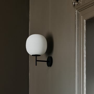 Lampada da parete Lantern piccola - Vetro opalino bianco satinato - New Works