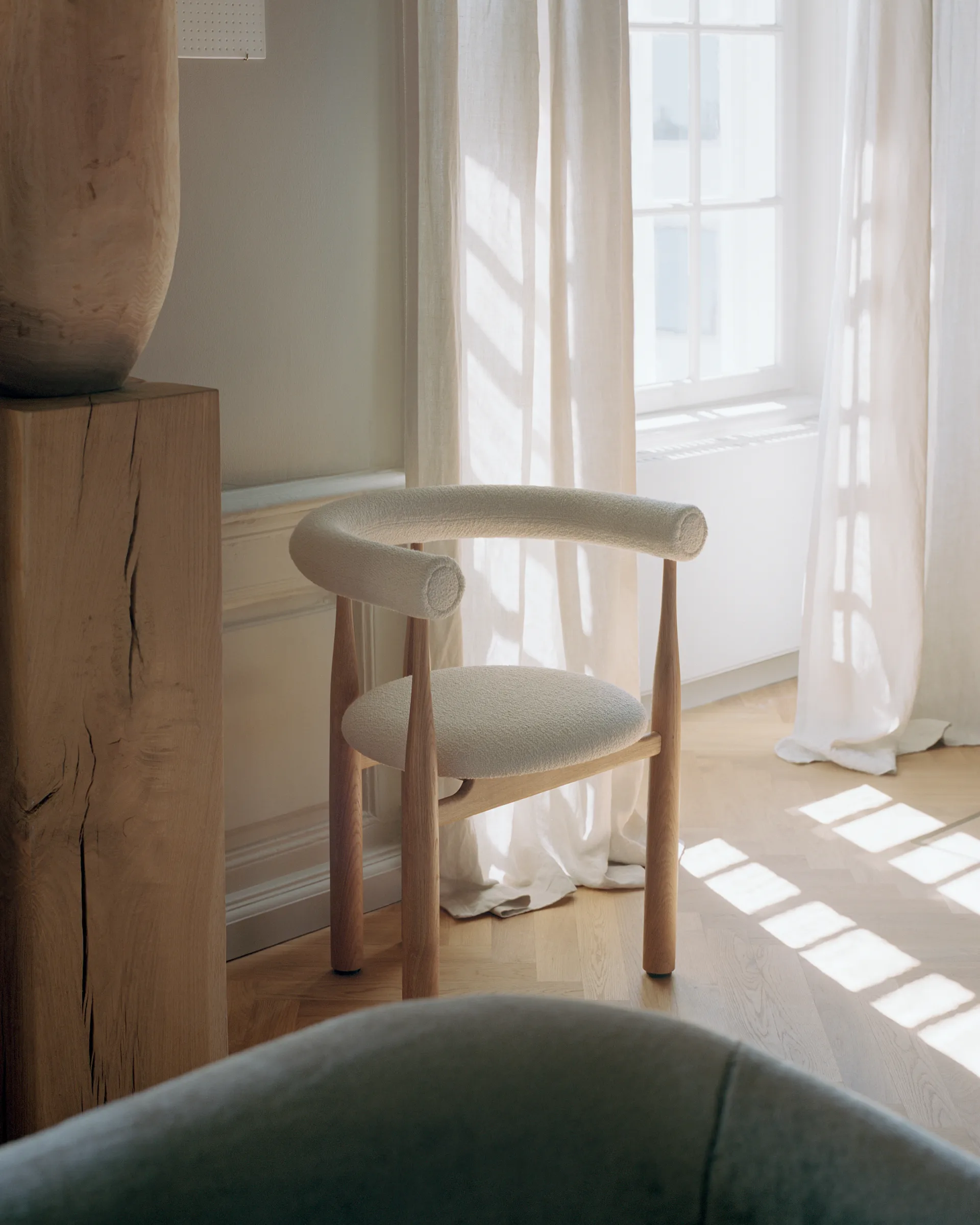 Poltrona Bukowski rivestita, Rovere, Barnum Lana New Works