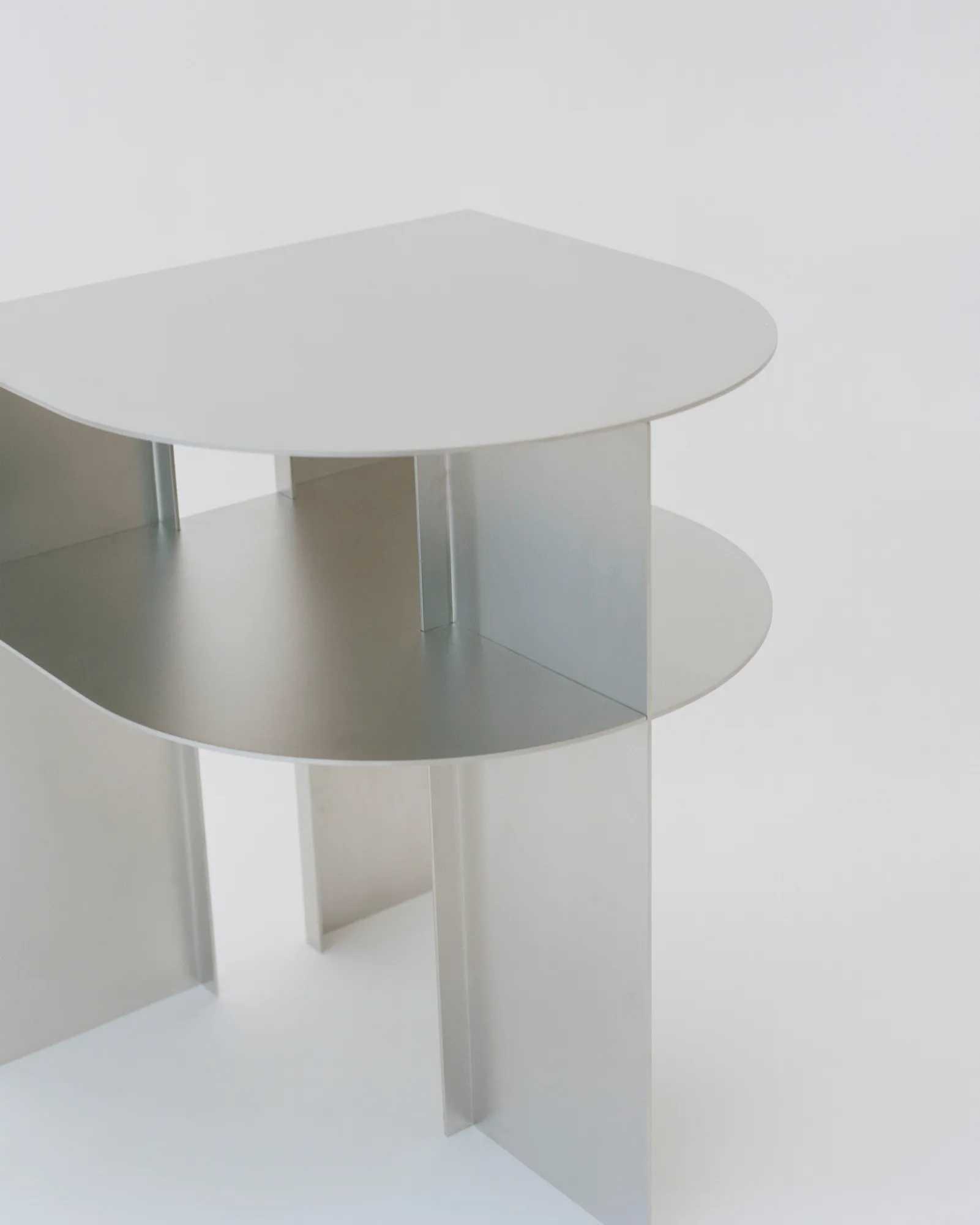 Rand tavolino, Acciaio inox New Works