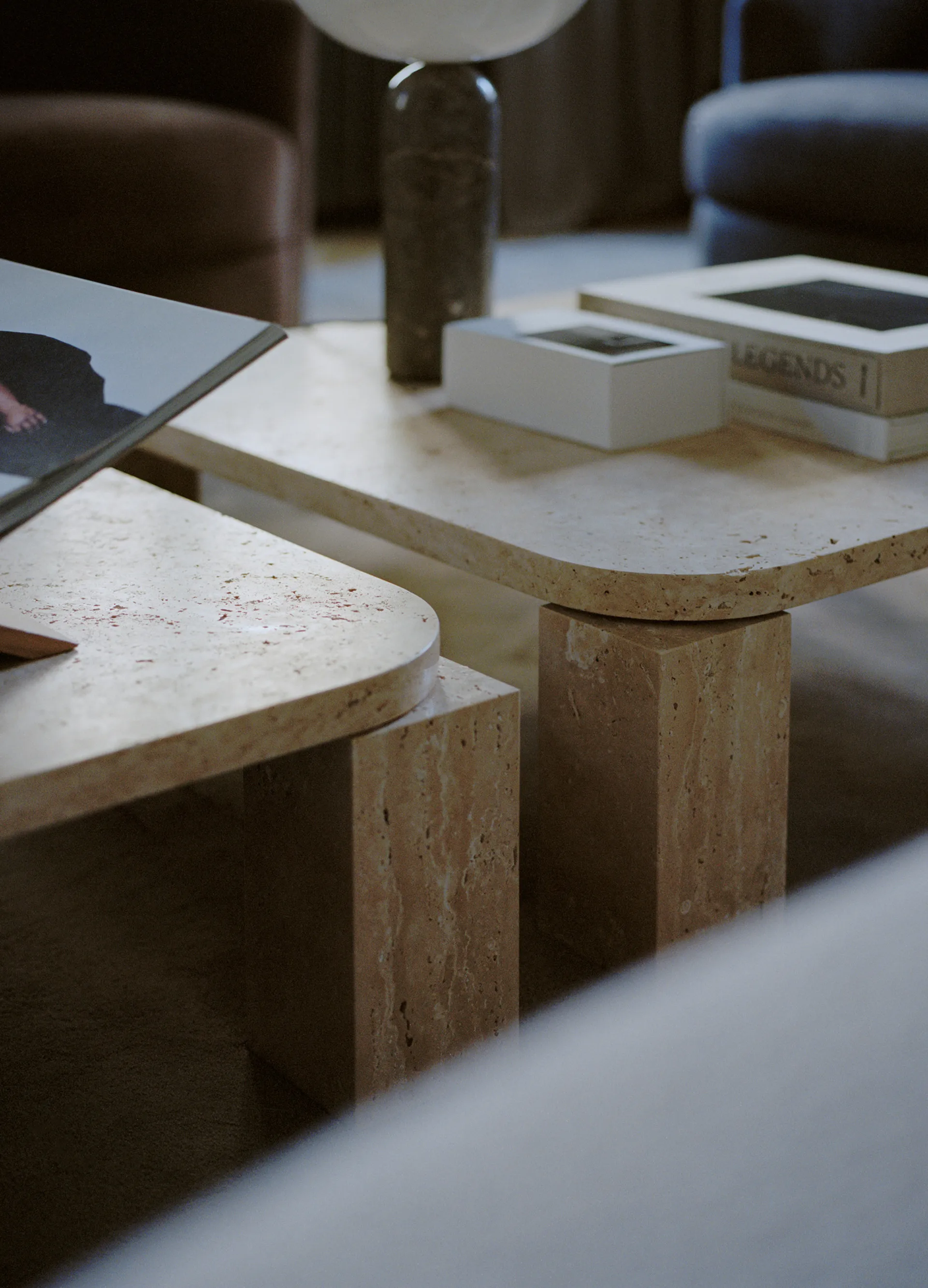 Tavolino Atlas 82x82 cm, Unfilled Travertine New Works