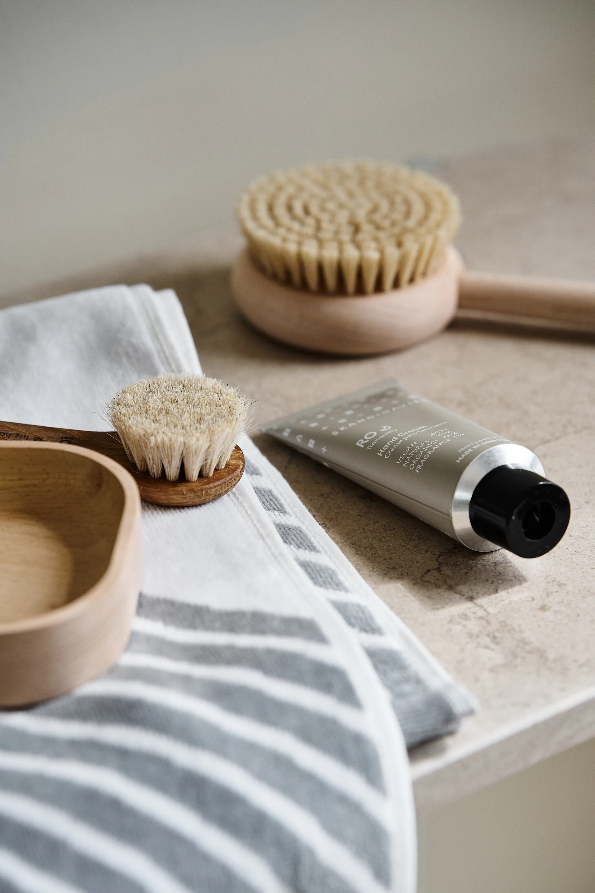 Asciugamano Stripes 50x70 cm, grigio NJRD