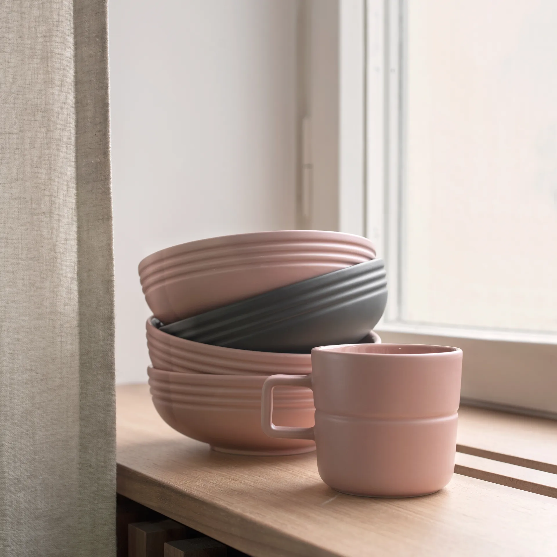 Ciotola Lines Ø 16 cm, grigio scuro NJRD