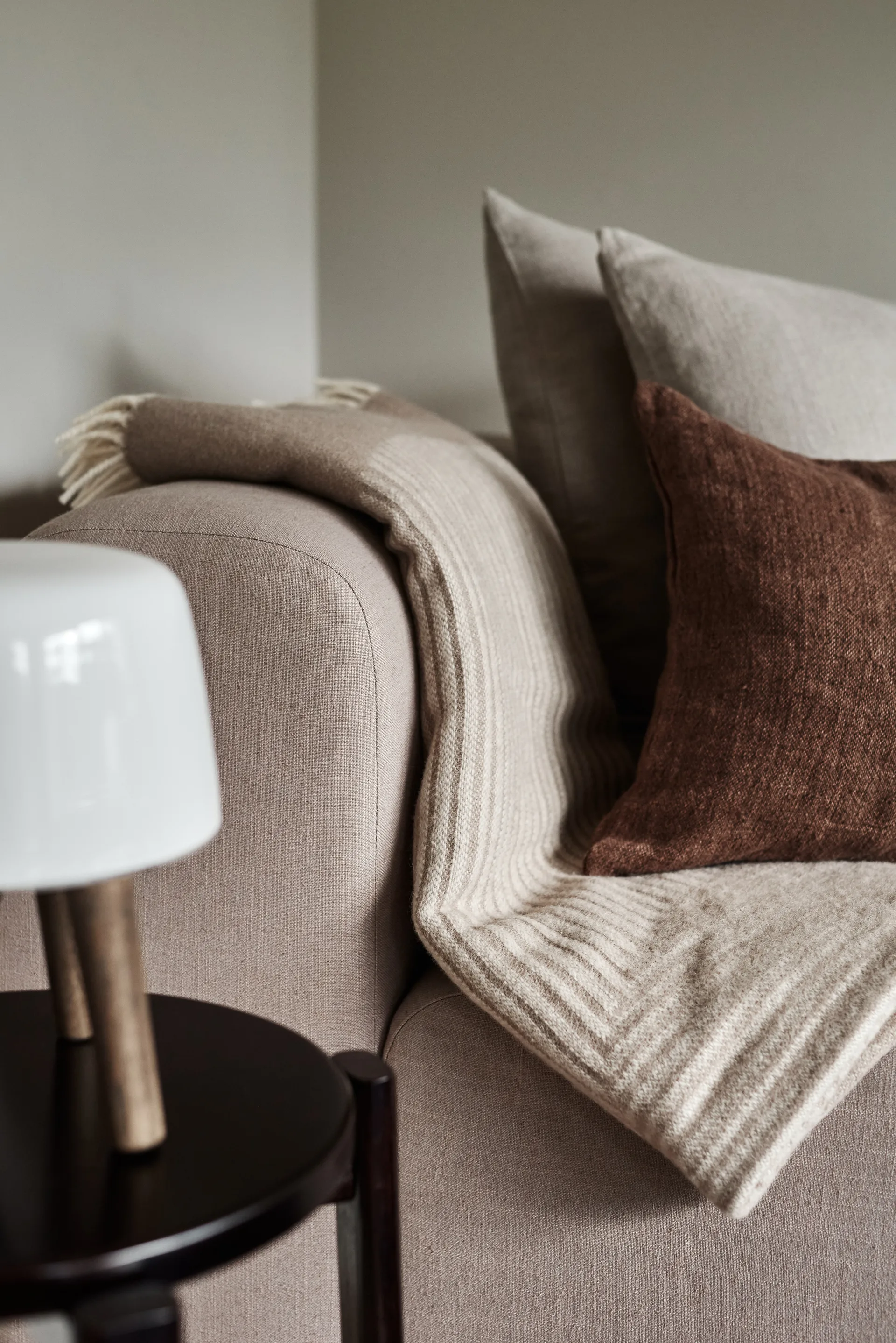 Coperta in lana Circles 130x185 cm, Beige NJRD