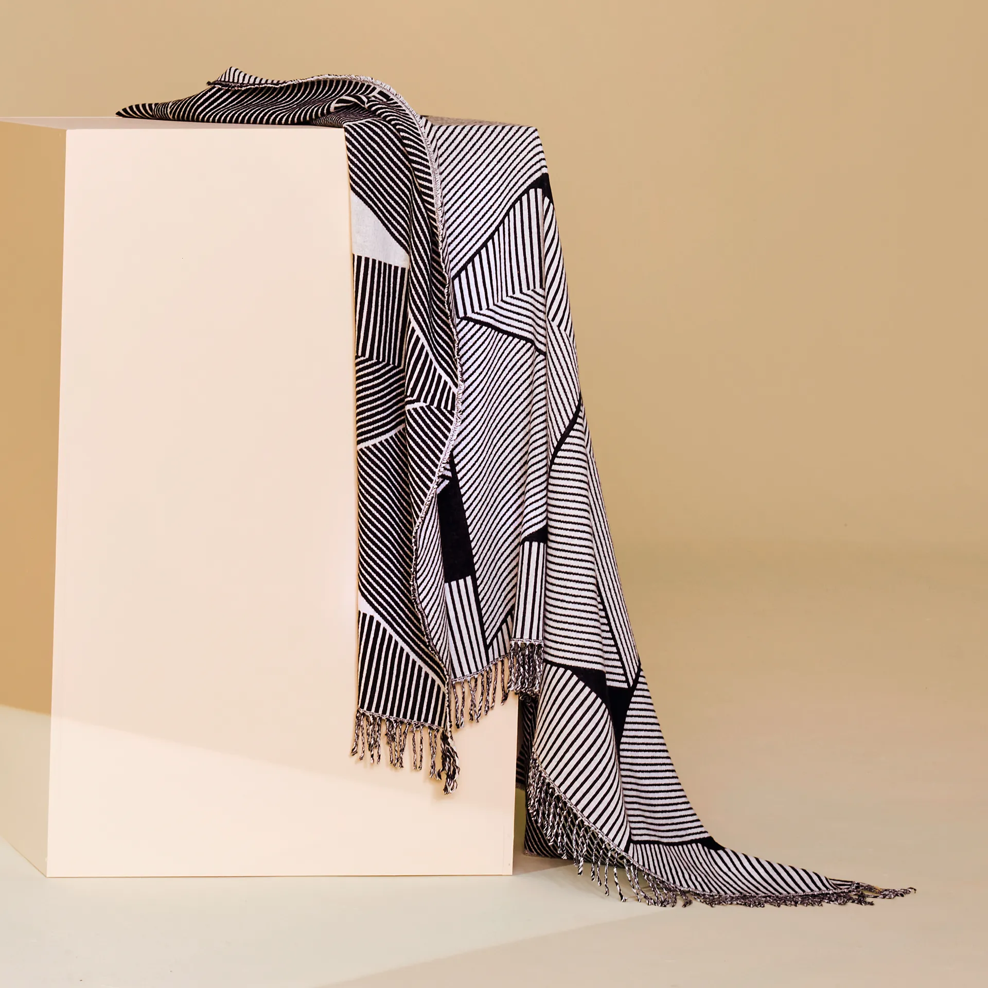 Plaid in cotone Metric focus, nero NJRD