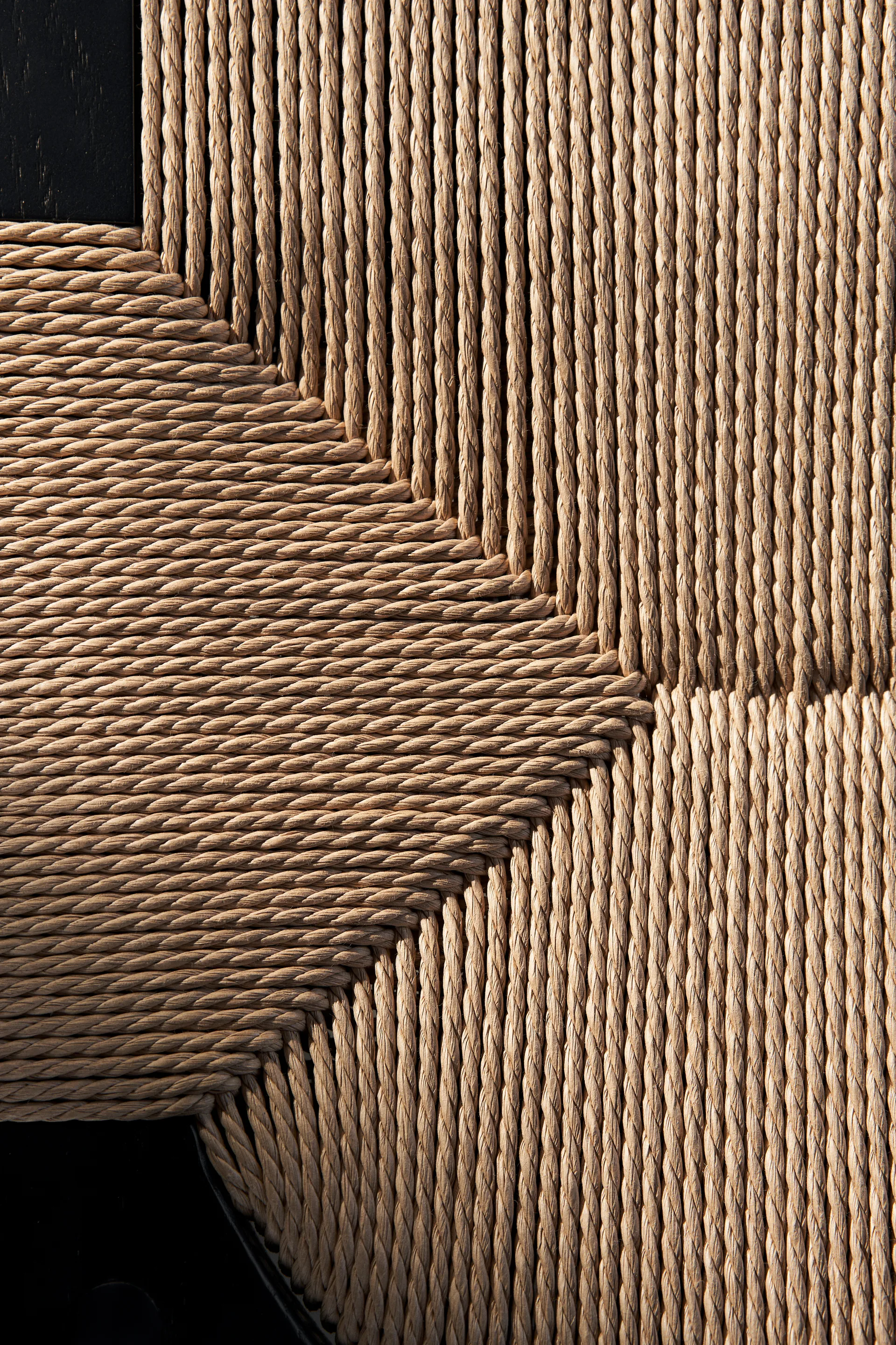 Sedia da pranzo VIOR seduta intrecciata, Rovere laccato nero-naturale NJRD