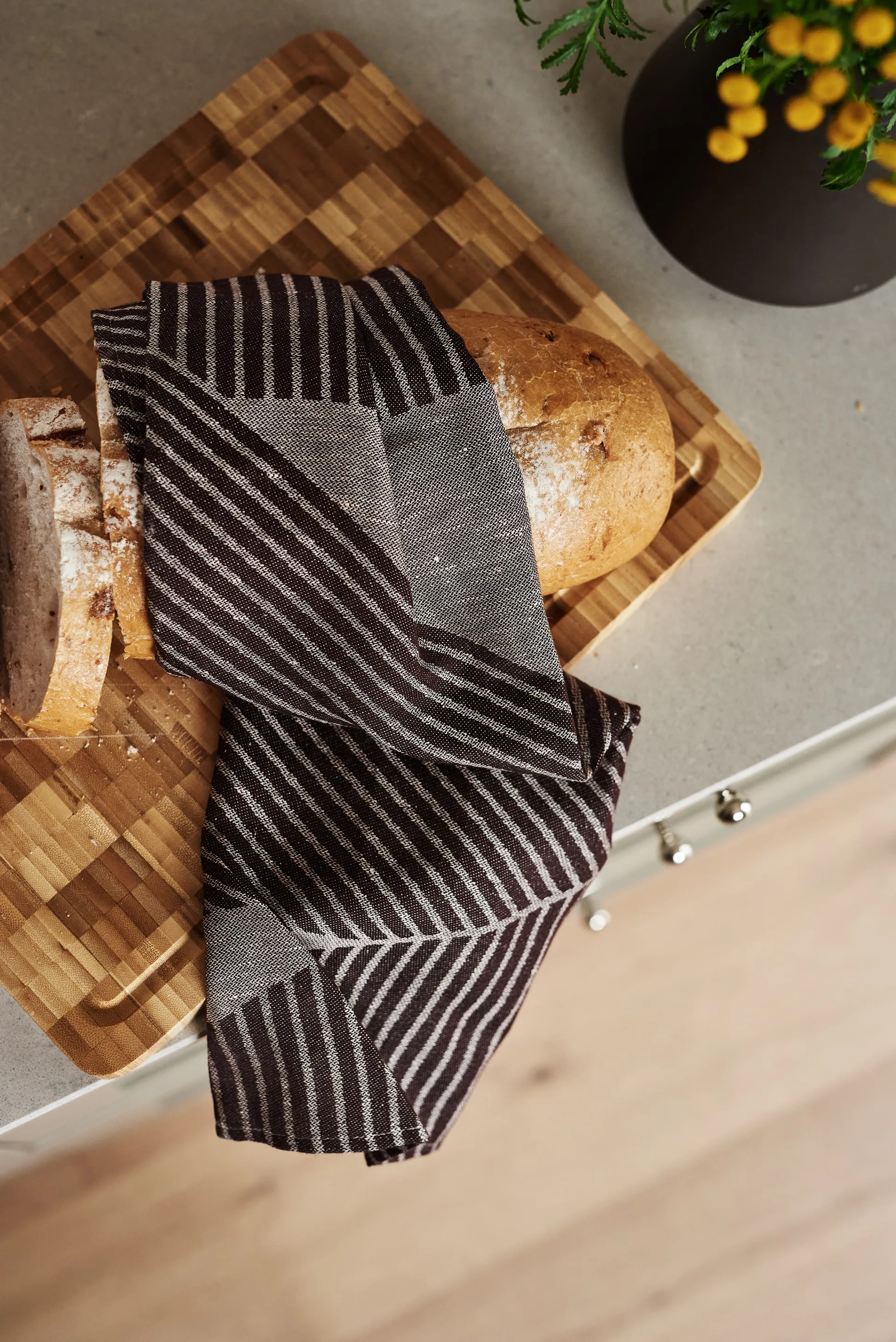 Strofinaccio Stripes 47x70 cm confezione da 2, Marrone-bianco NJRD