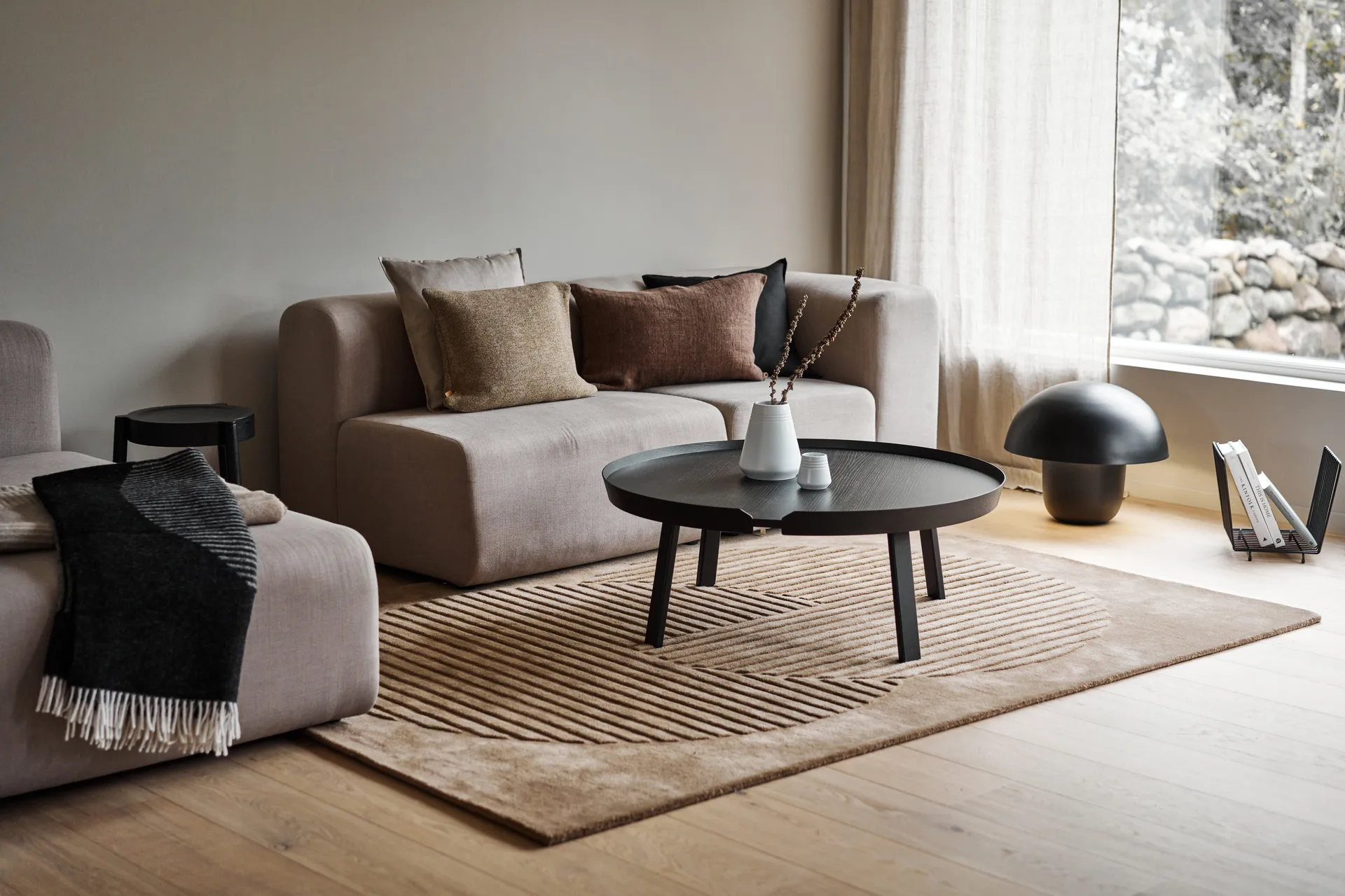 Tappeto in lana Levels Circles, Beige, 170x240 cm NJRD