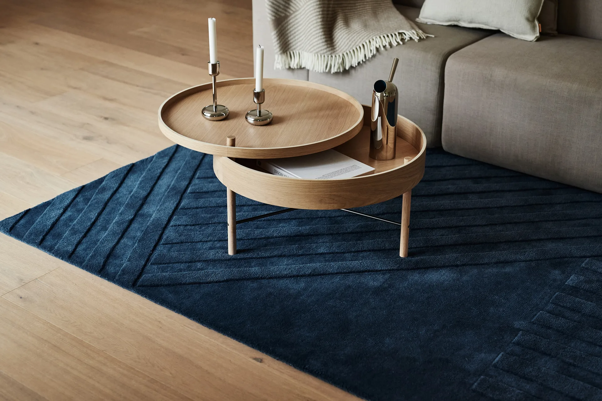 Tappeto in lana Levels Stripes, Blu, 170x240 cm NJRD