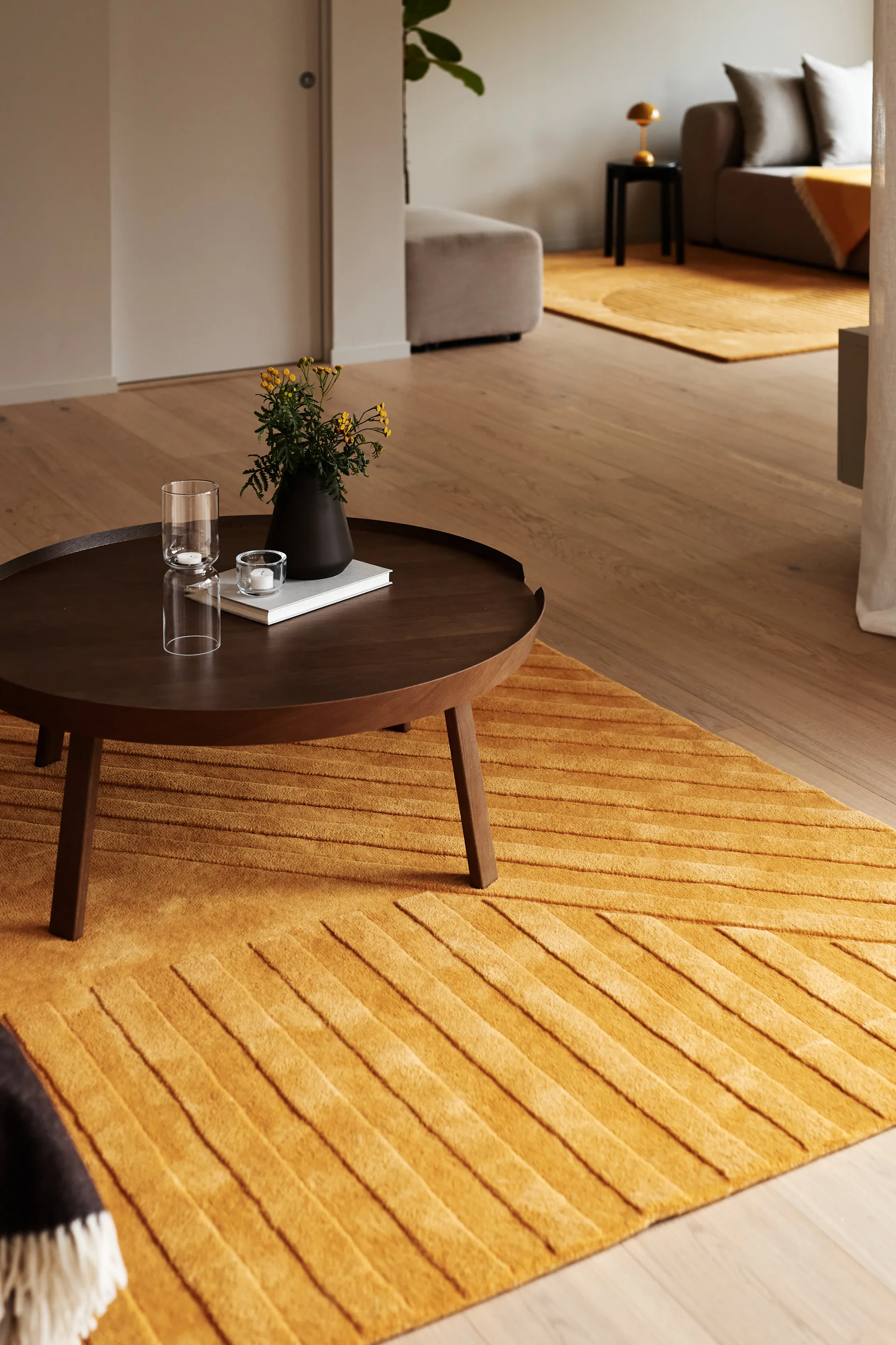Tappeto in lana Levels Stripes, Giallo, 170x240 cm NJRD