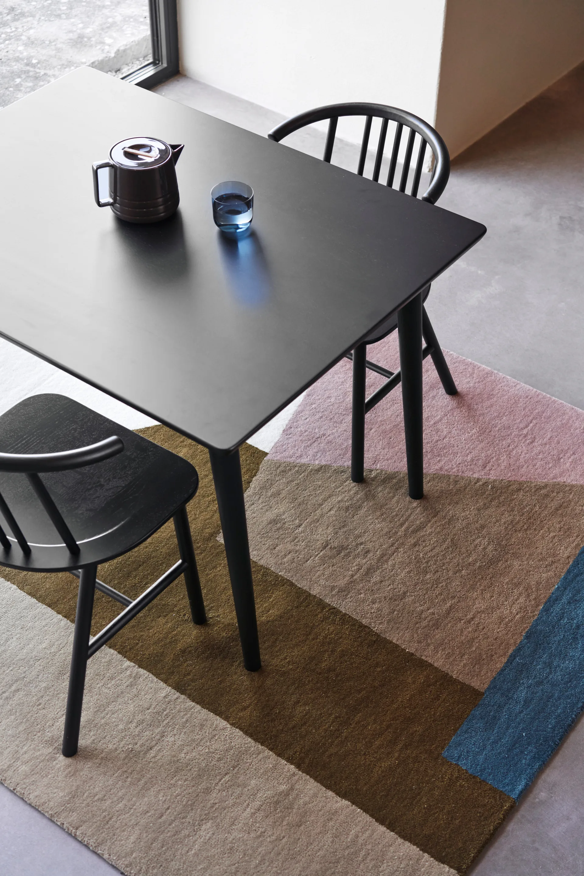Tavolo da pranzo VIOR 90x120 cm, Rovere laccato nero NJRD