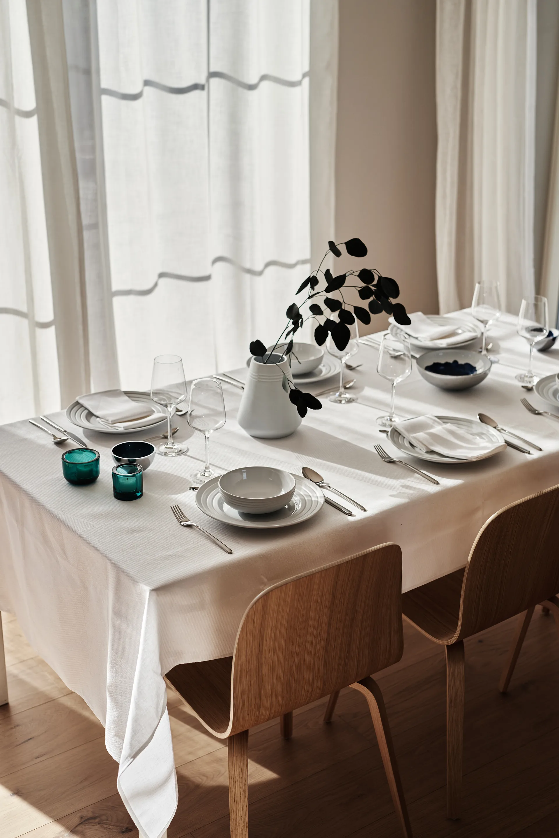 Tovaglia Geometric 147x250 cm, Bianco NJRD