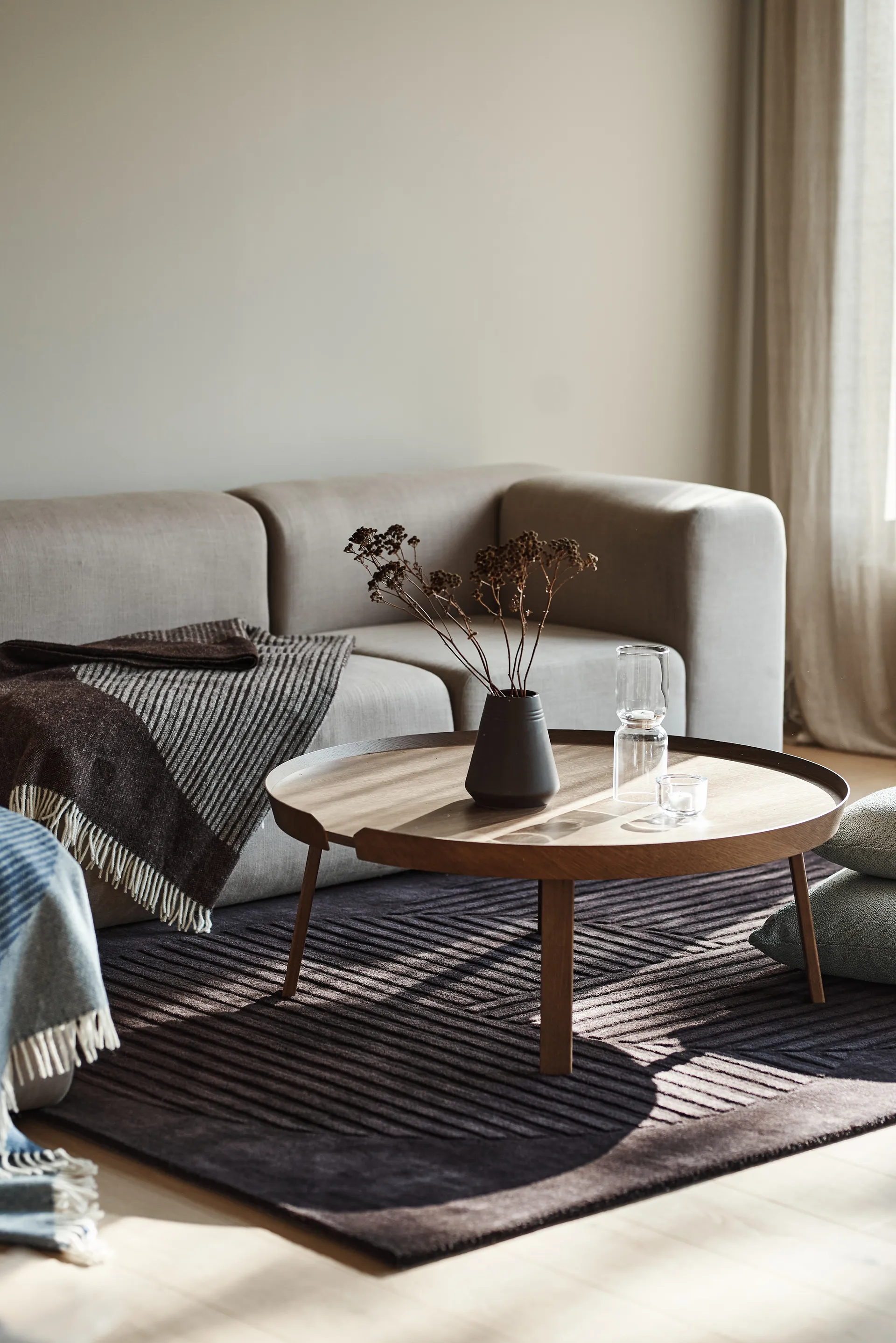 Vaso Lines 18 cm, Marrone NJRD