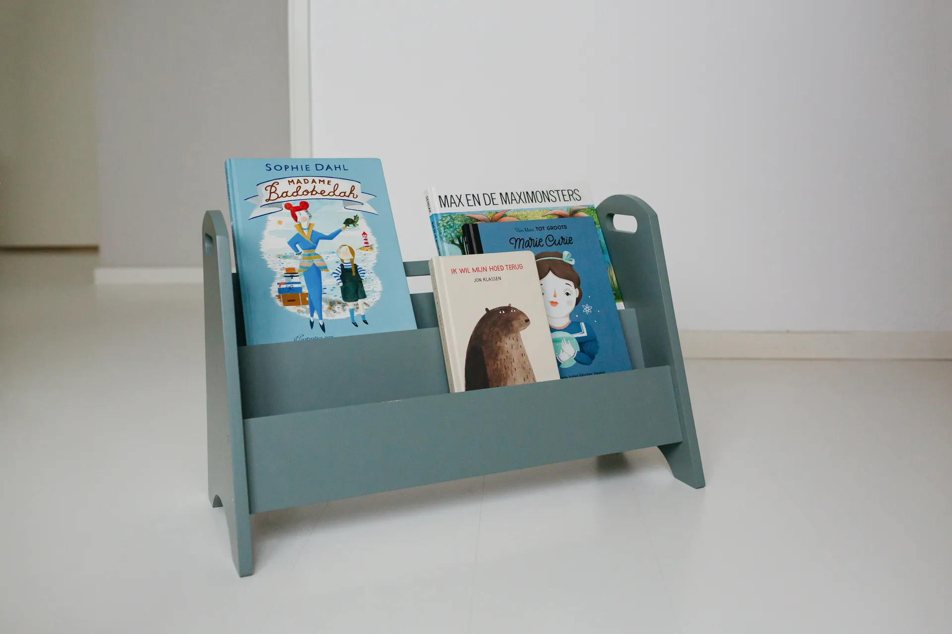 Libreria per bambini Book Holder, Verde oliva Nofred