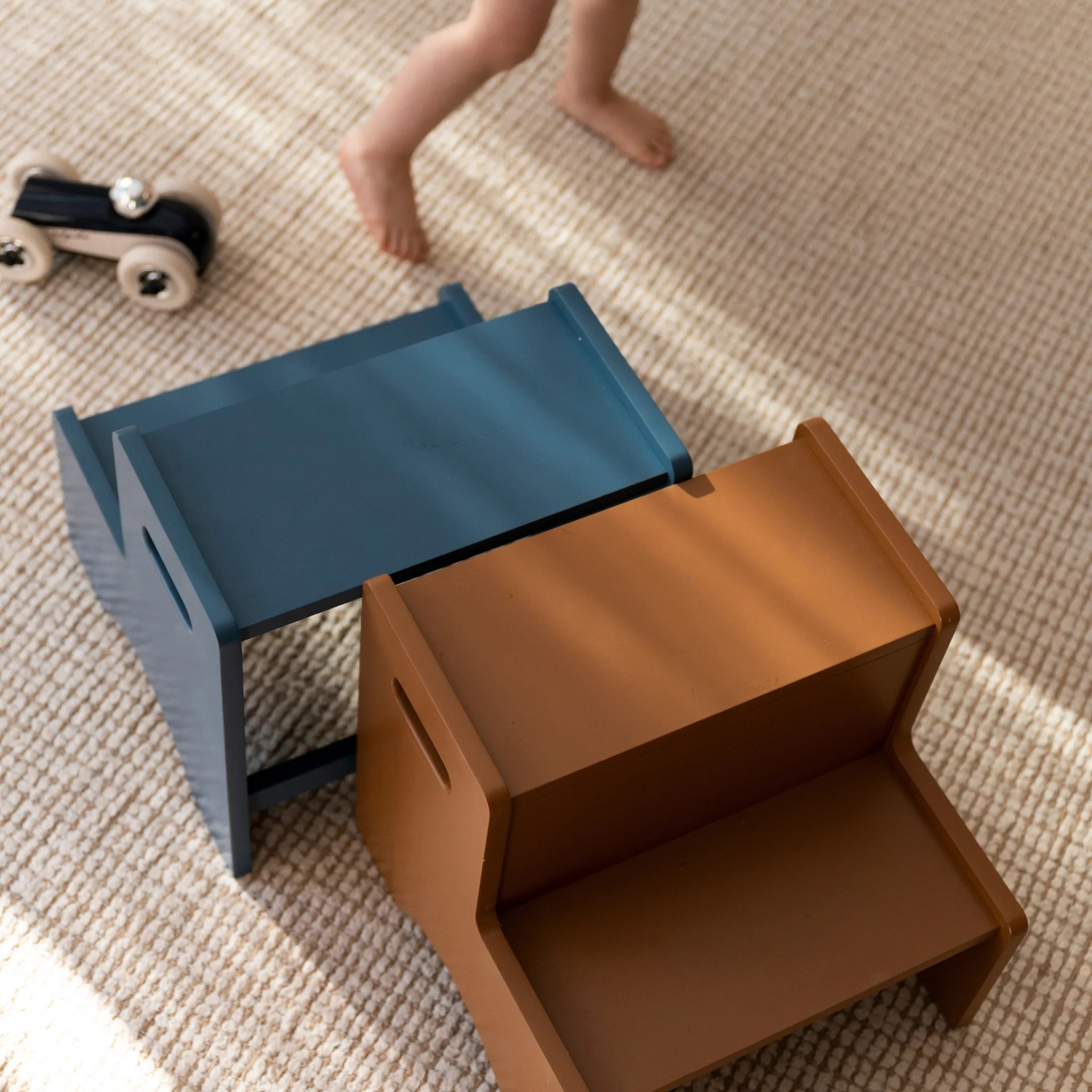 Sgabello per bambini Step Up, Blu Nofred